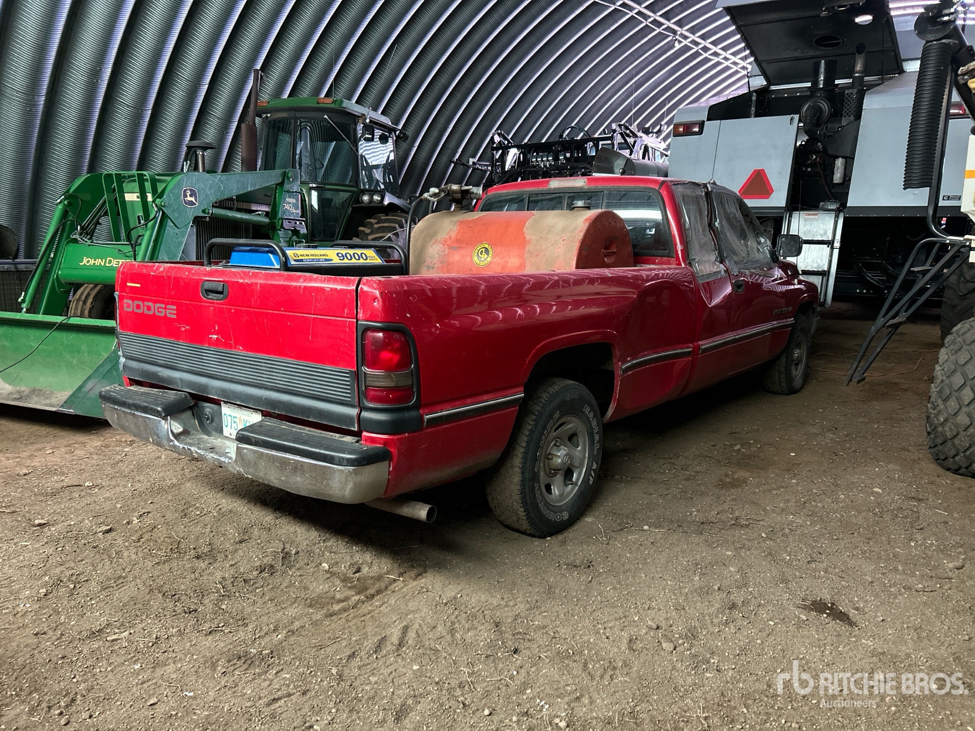 General Appearance with Imagen: esquina trasera derecha