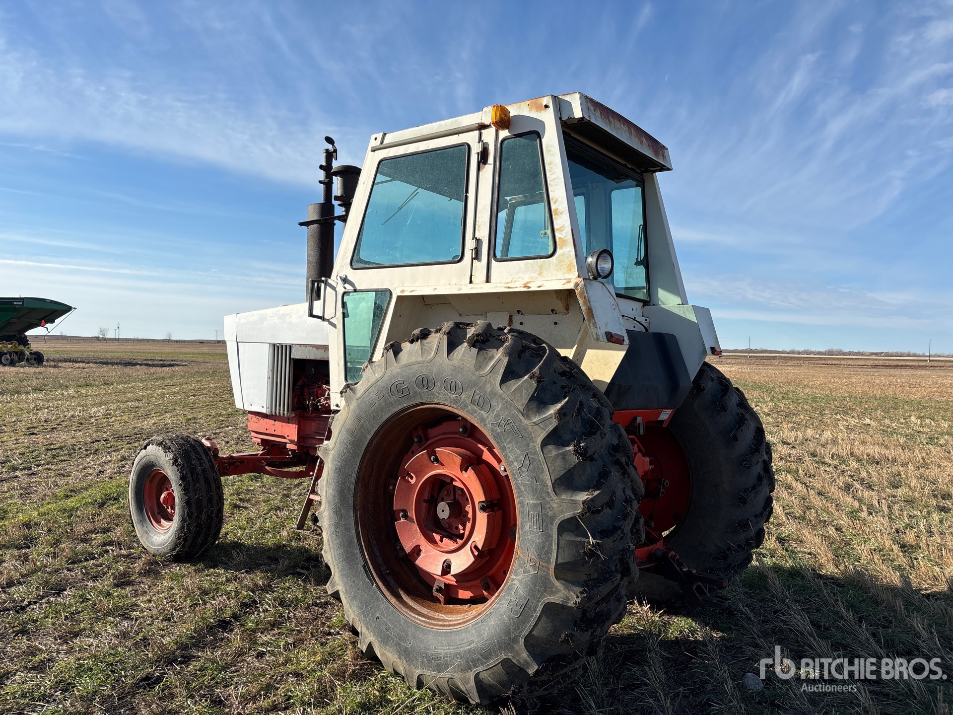 General Appearance with Foto, angolo posteriore sinistro