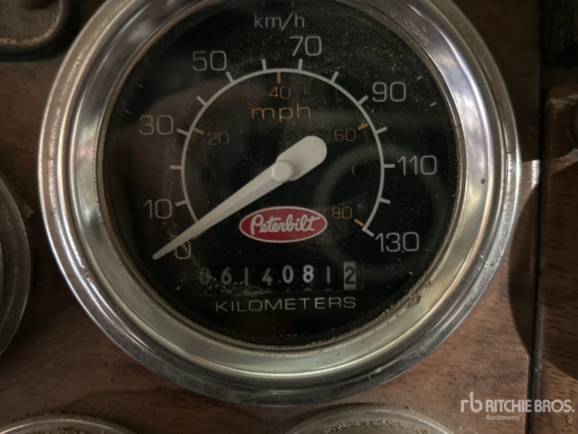 General Appearance with Hour Meter / Odometer
