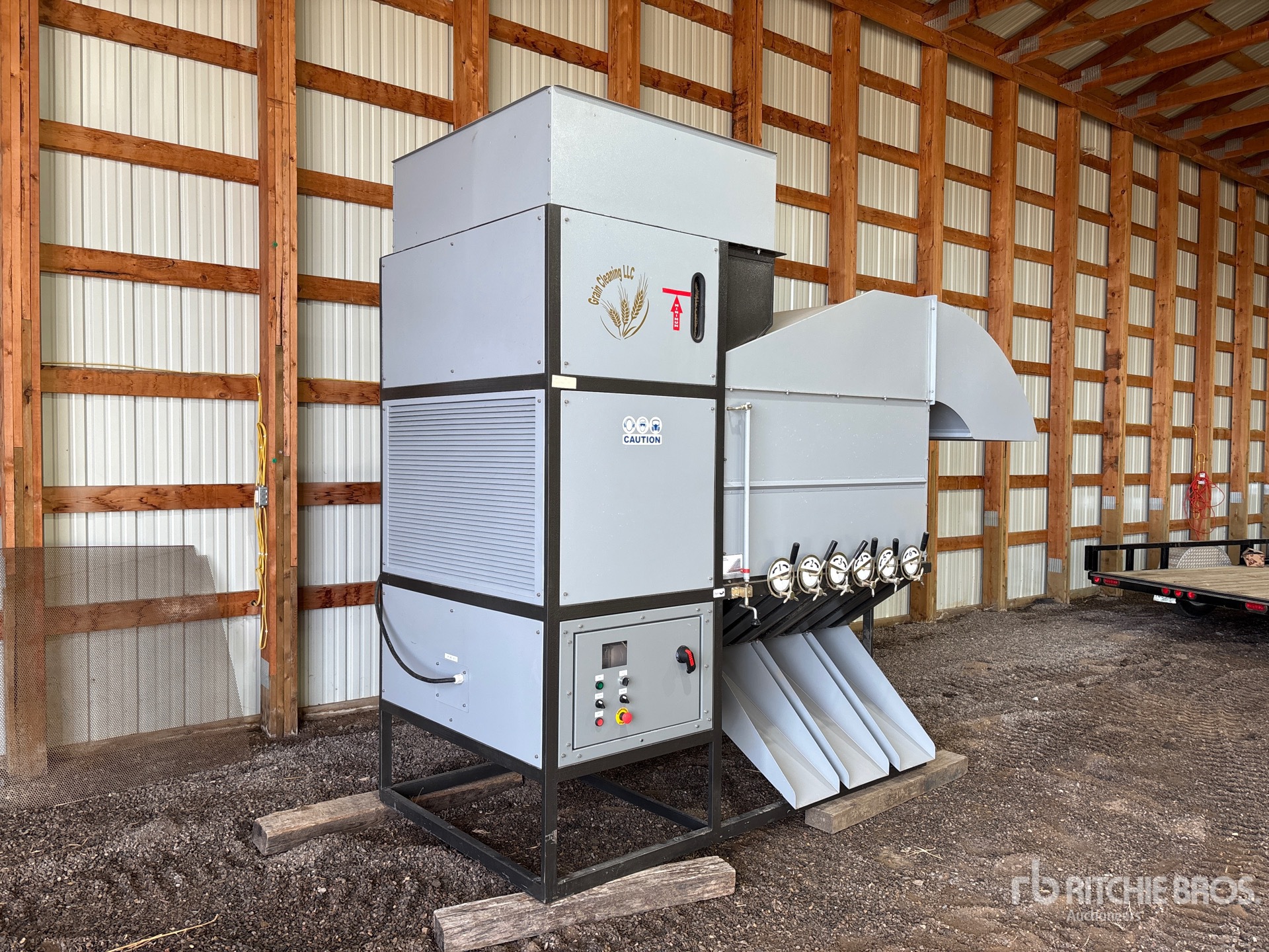 General Appearance with Foto, angolo posteriore sinistro