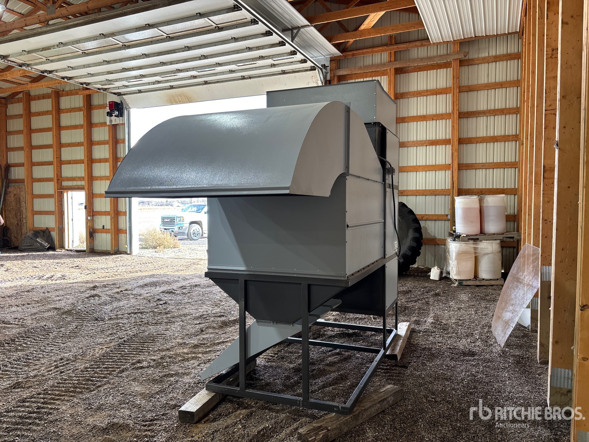 General Appearance with Foto, angolo anteriore destro