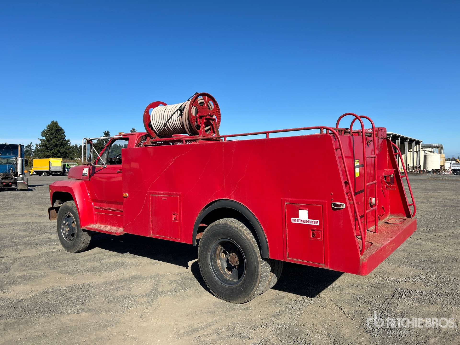 General Appearance with Picture, Left Rear Corner