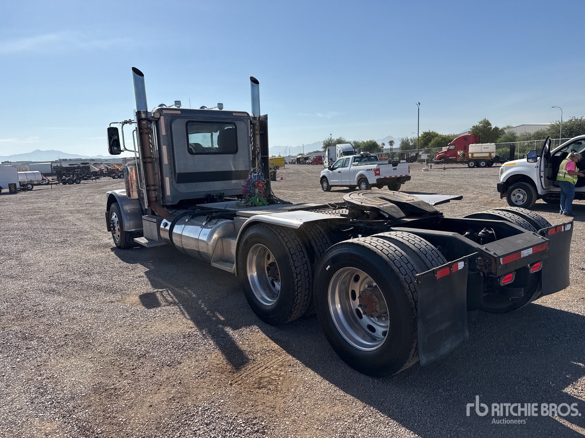 General Appearance with Picture, Left Rear Corner