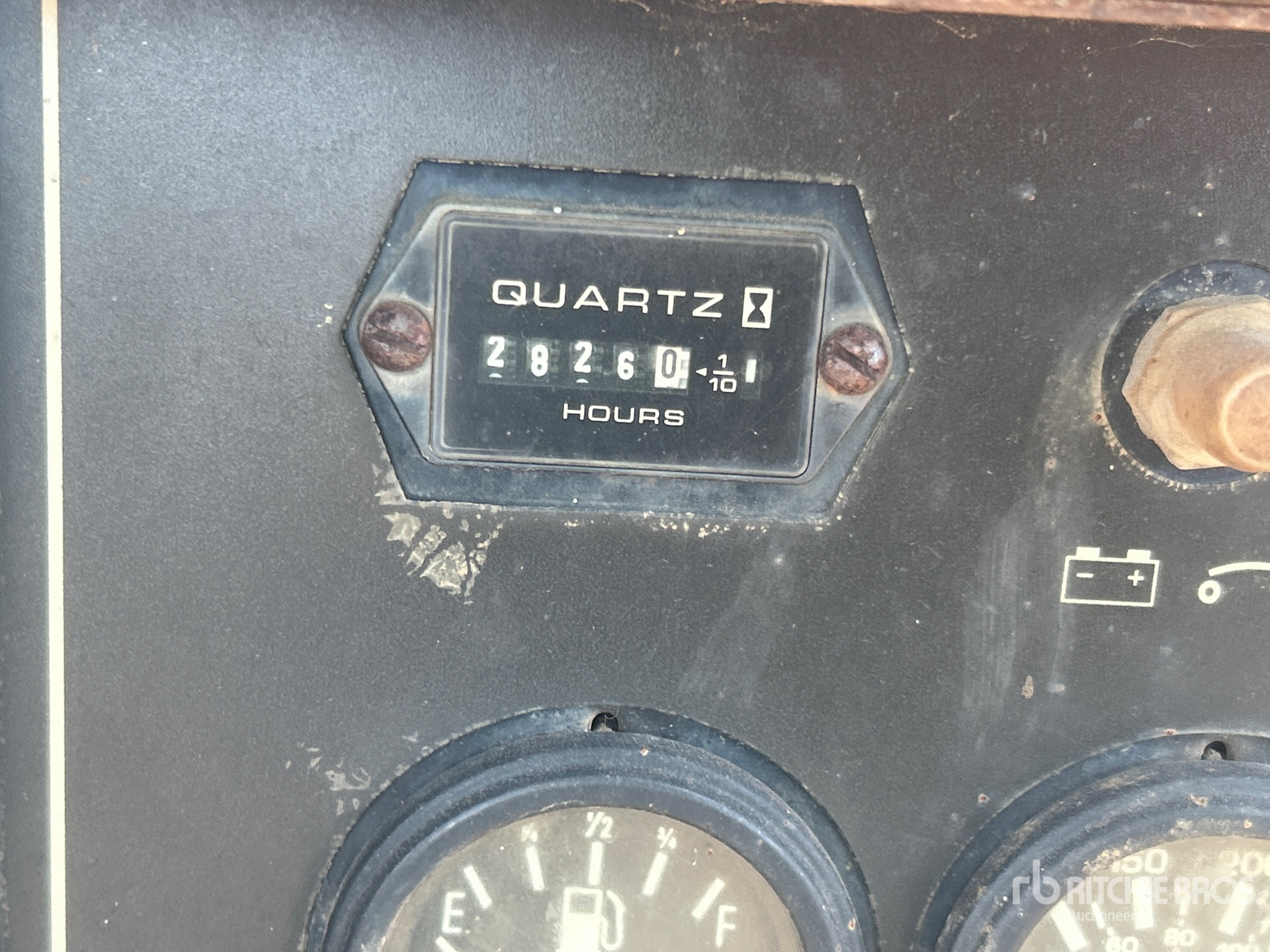 General Appearance with Hour Meter / Odometer