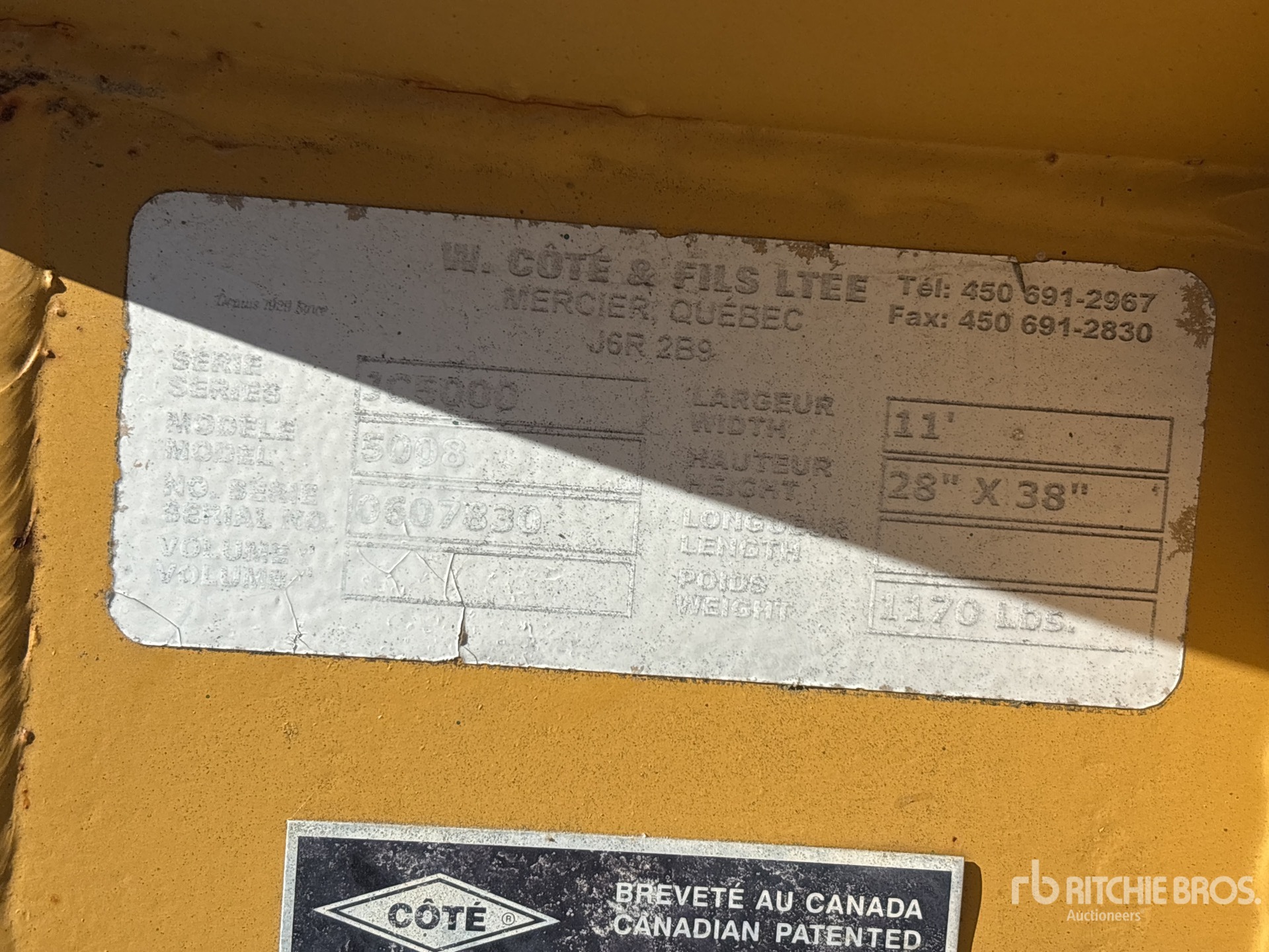 General Appearance with Serial Number / VIN
