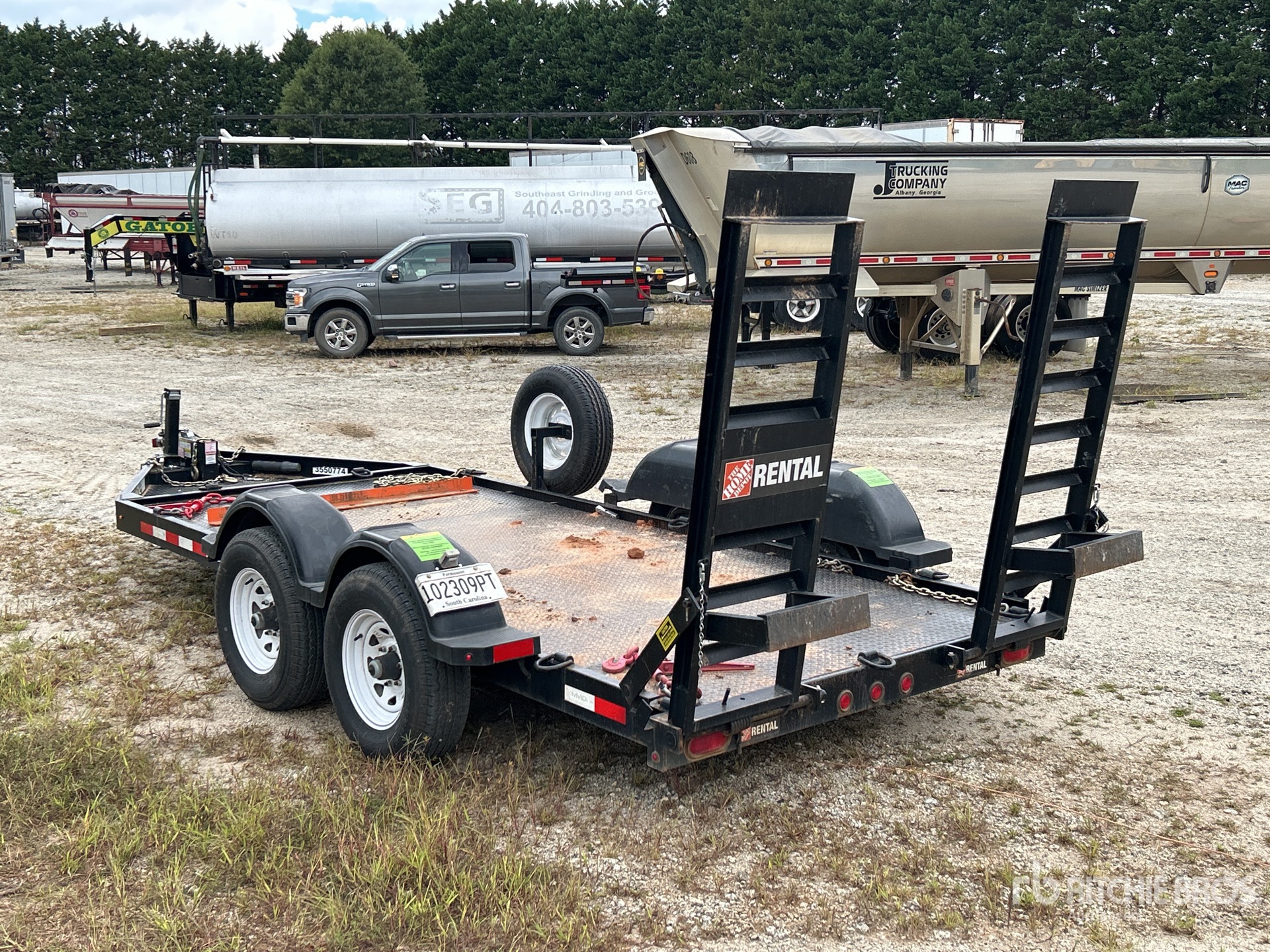 General Appearance with Picture, Left Rear Corner