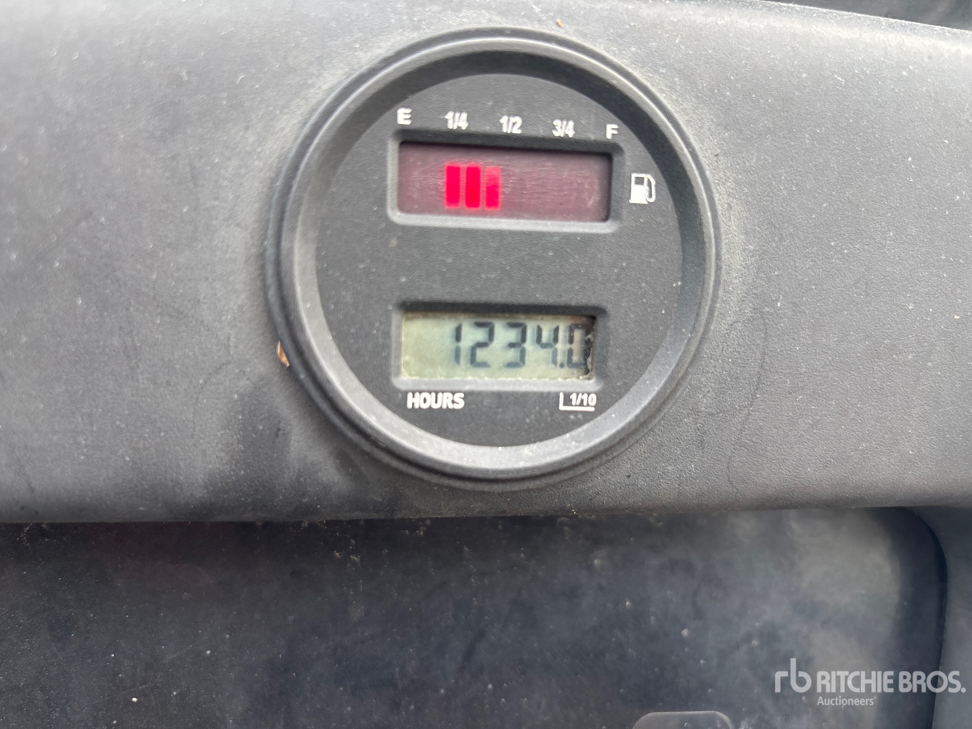 General Appearance with Hour Meter / Odometer