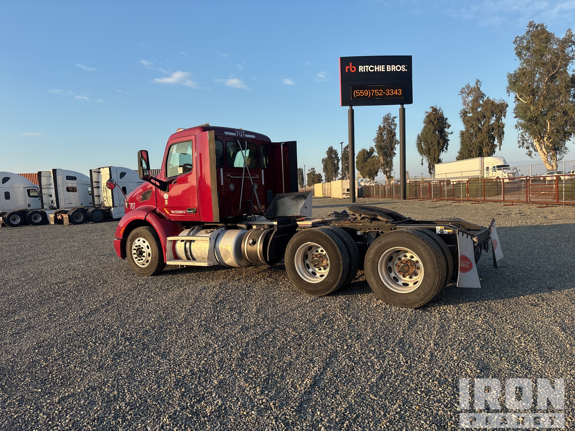 General Appearance with Zdjęcie, lewy dolny róg