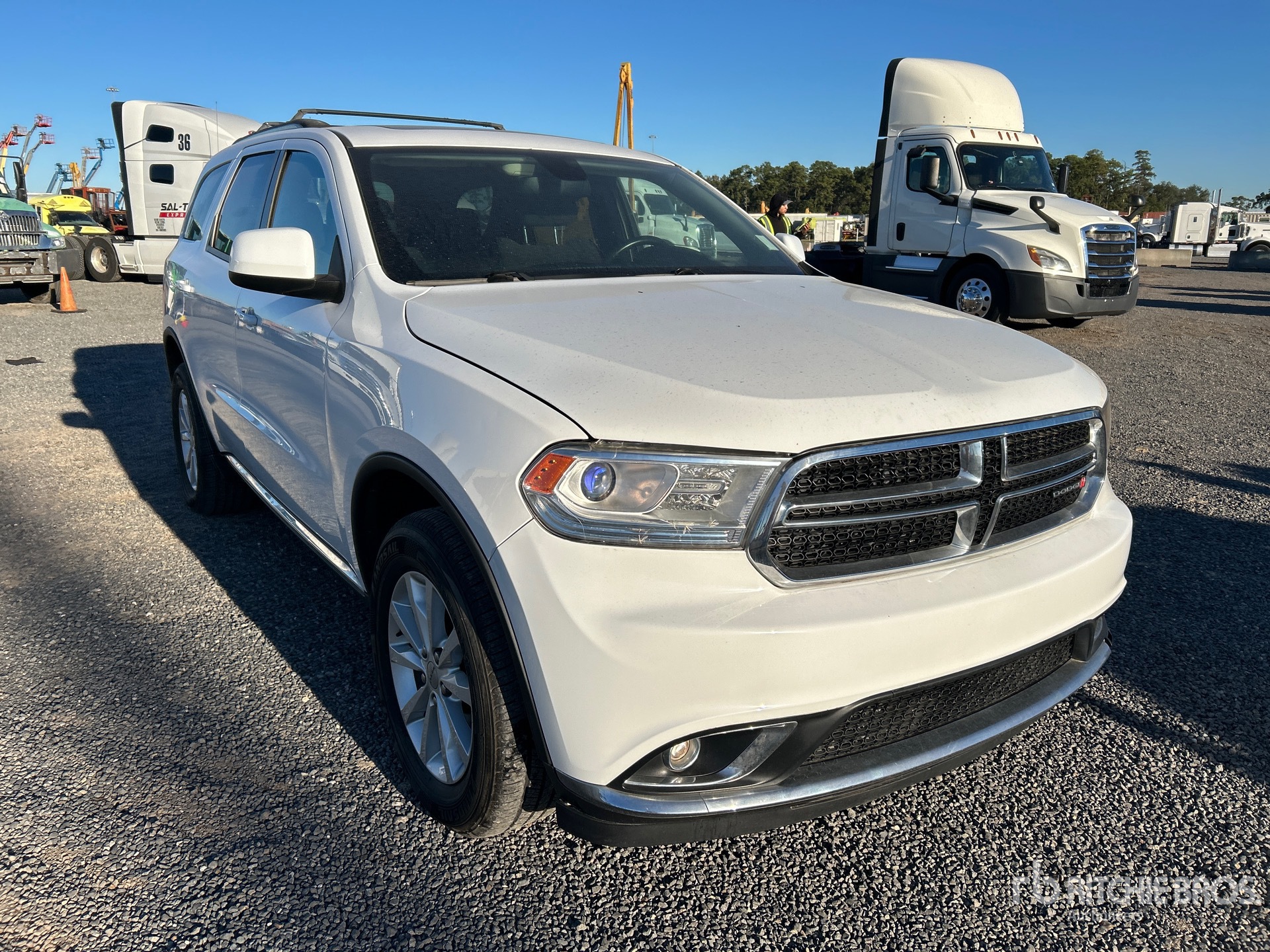 General Appearance with Imagen: esquina delantera derecha