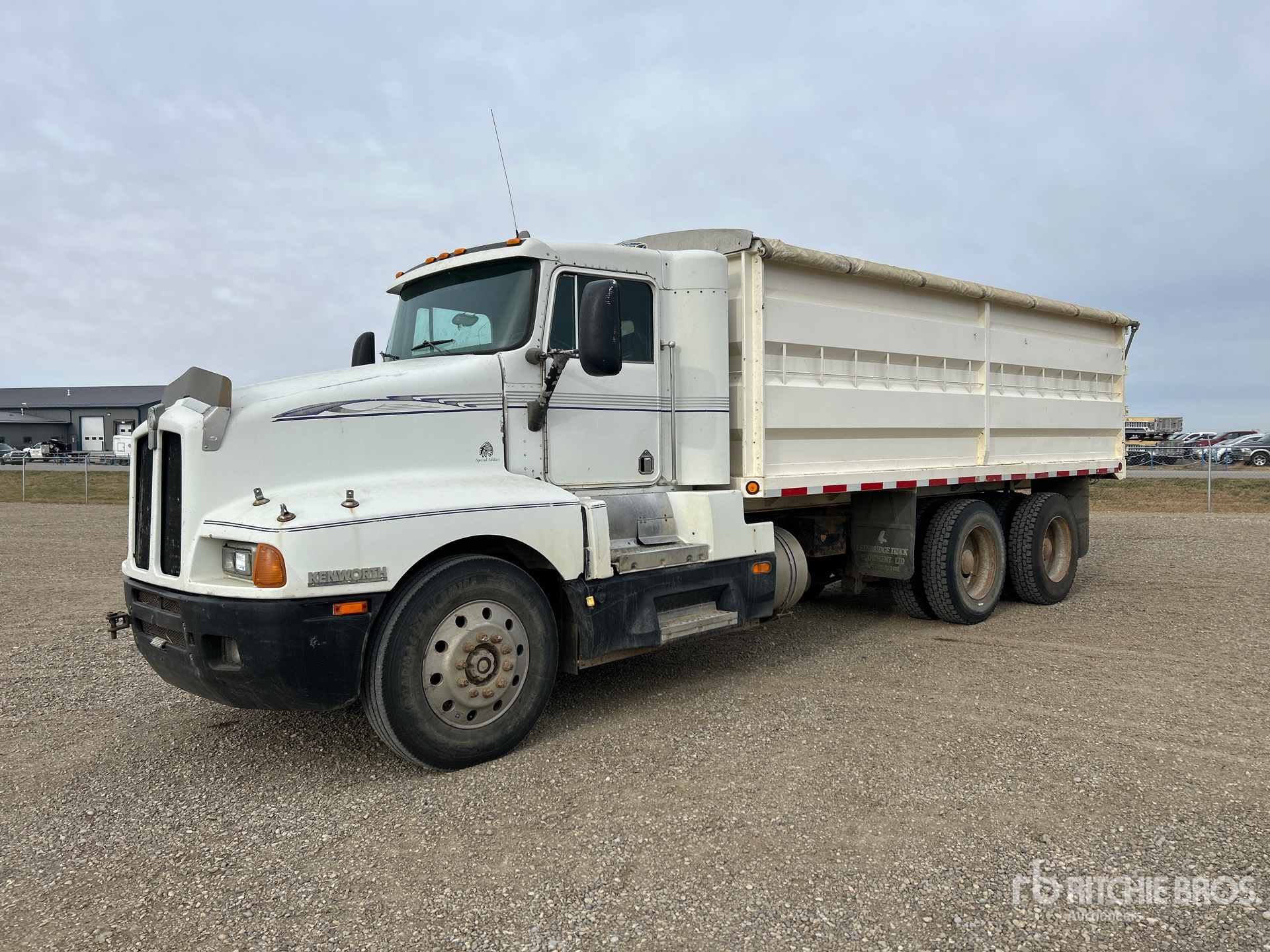 General Appearance with Featured Photo