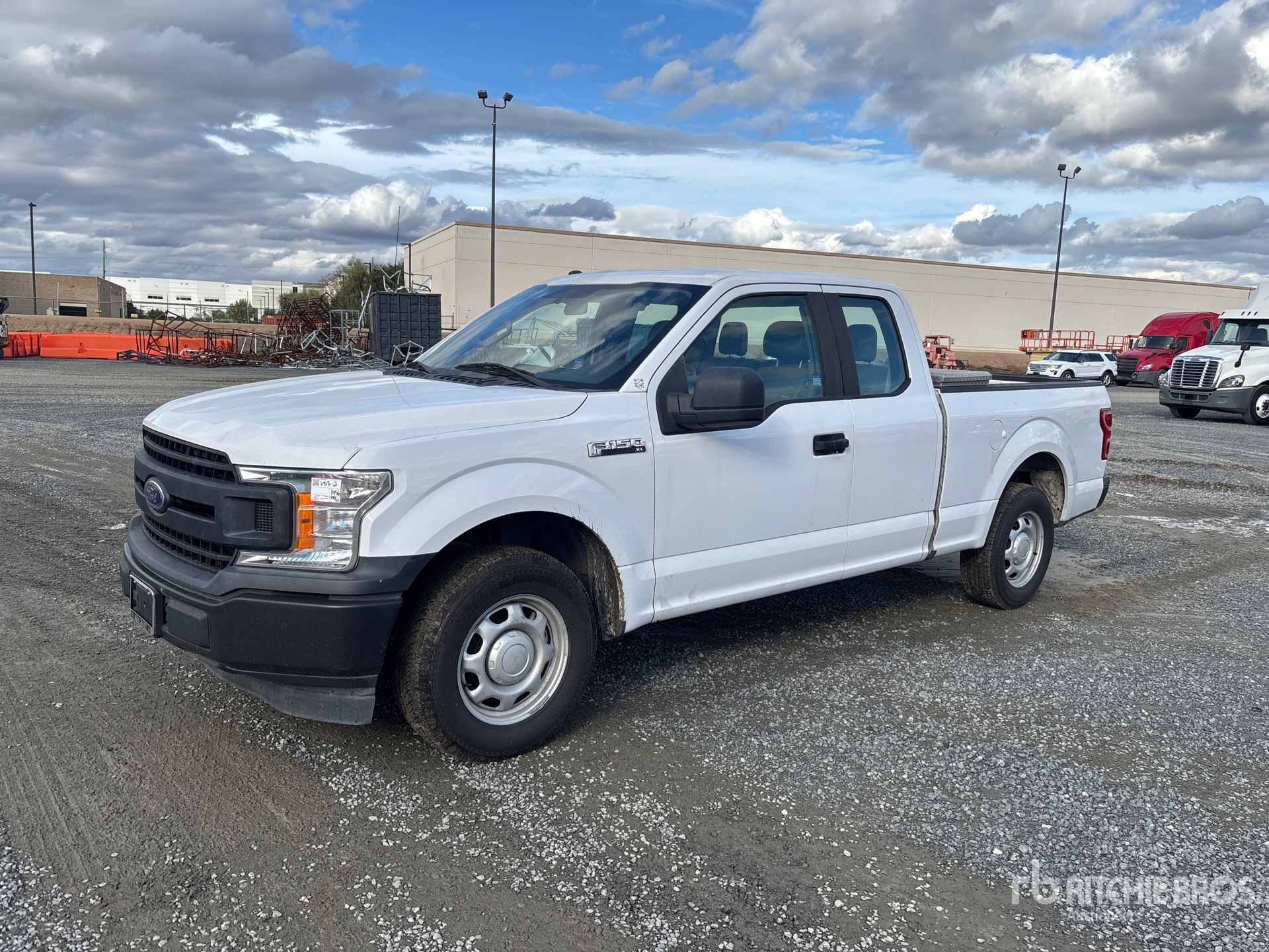 Aspect général with Image, coin avant gauche