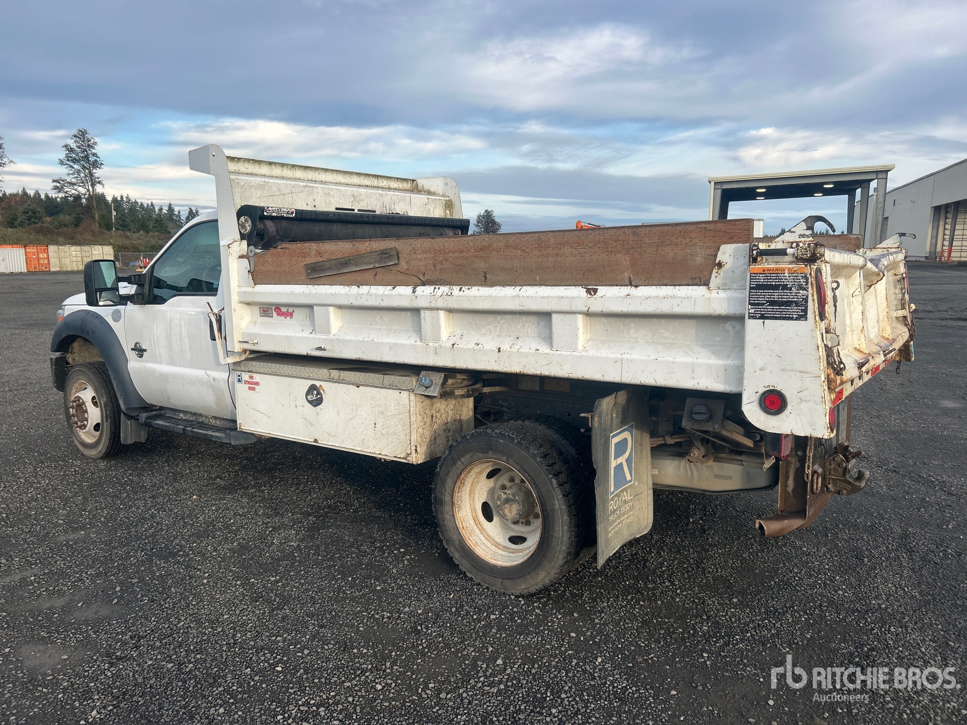 General Appearance with Picture, Left Rear Corner