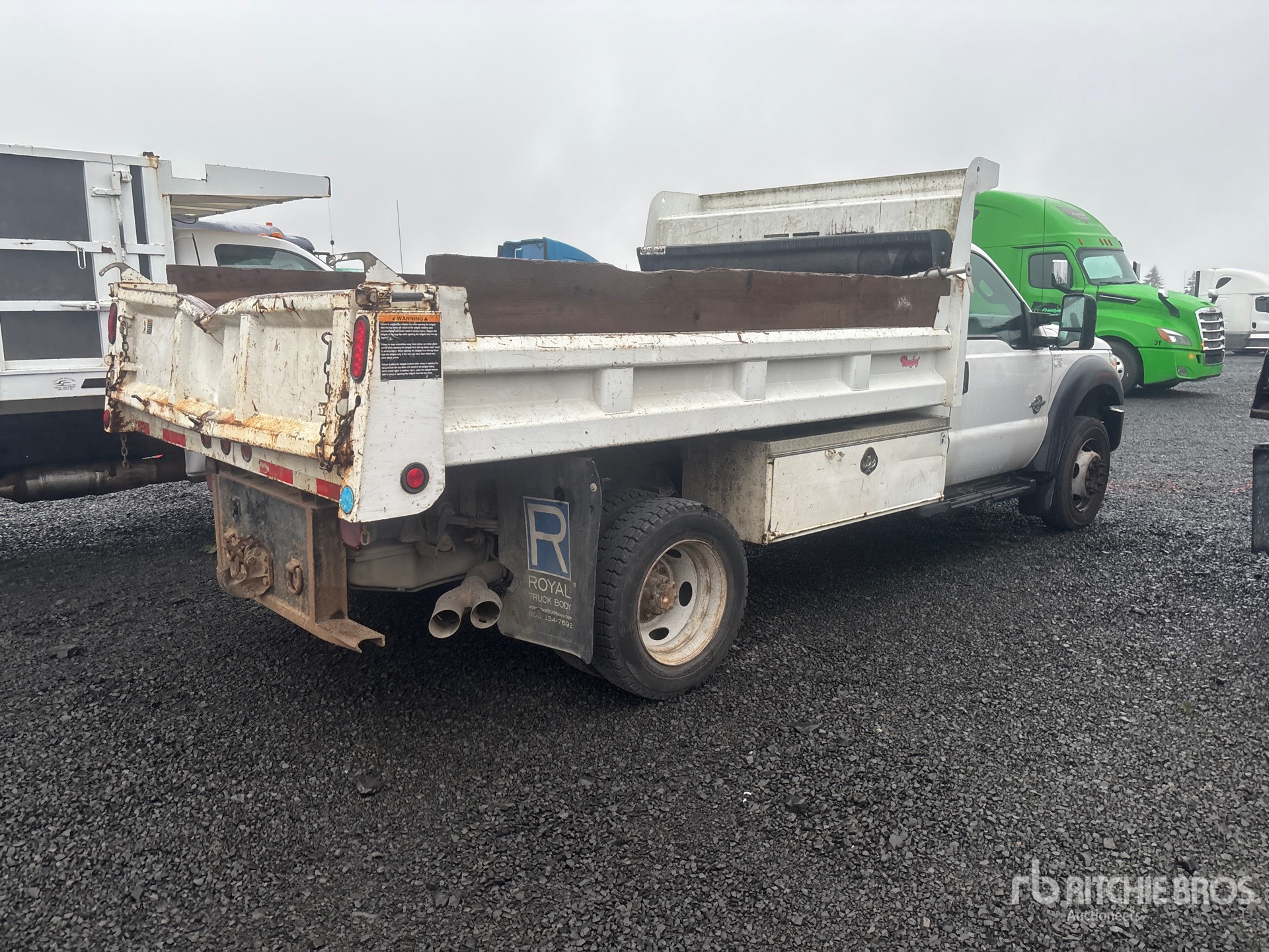 General Appearance with Picture, Right Rear Corner