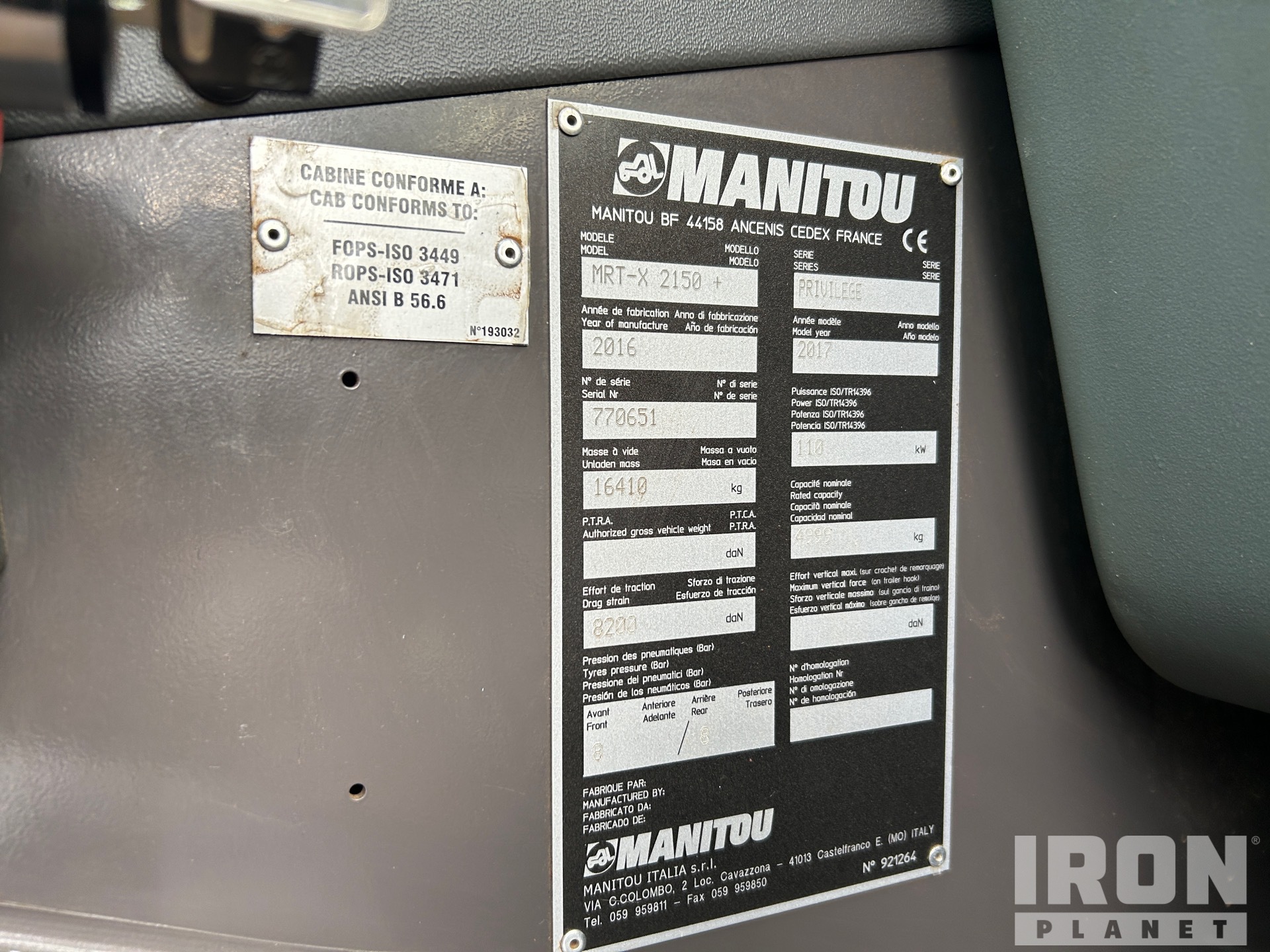 General Appearance with Numero seriale/numero d’identificazione del veicolo (VIN)