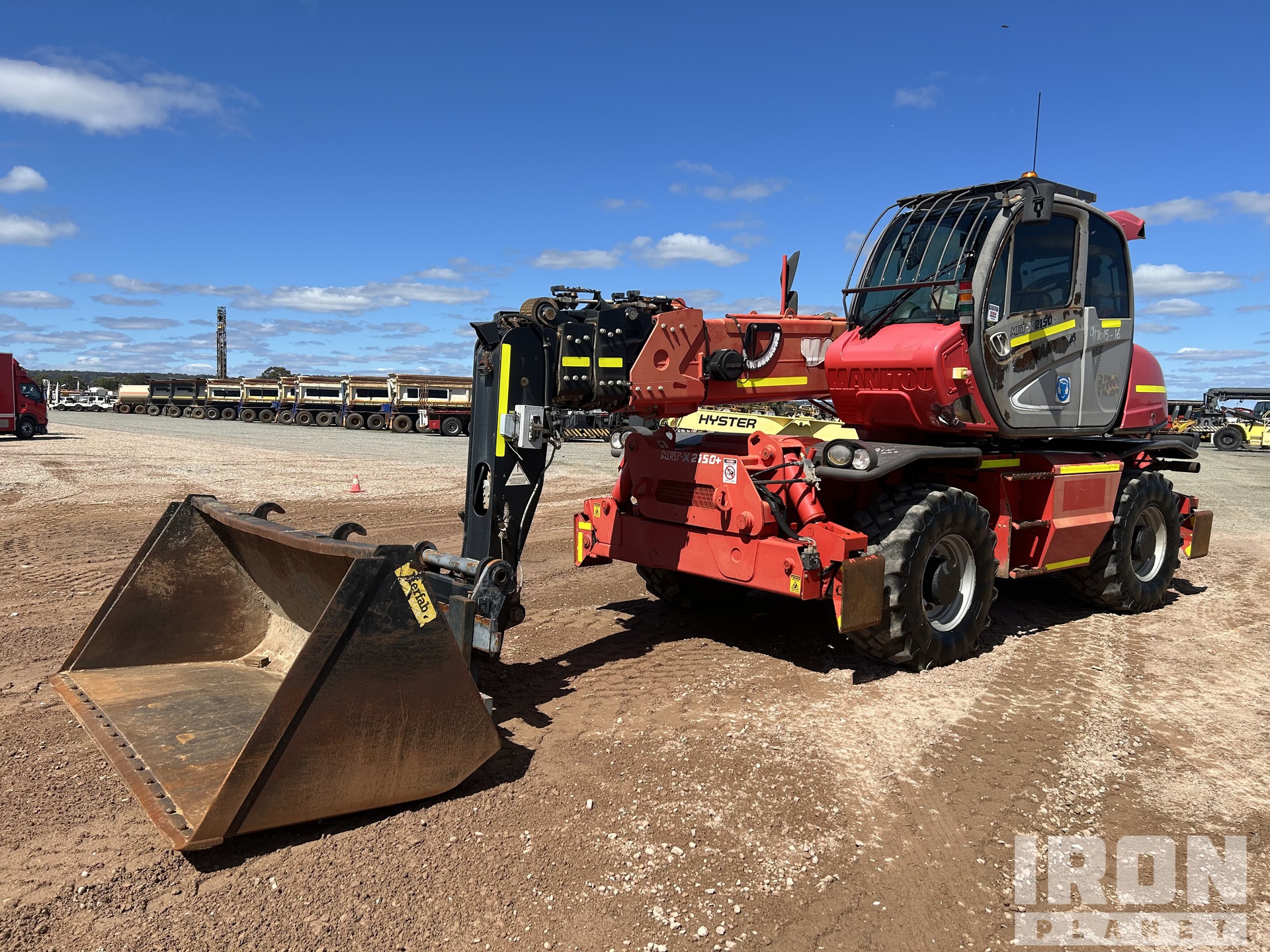 General Appearance with Foto, angolo anteriore sinistro