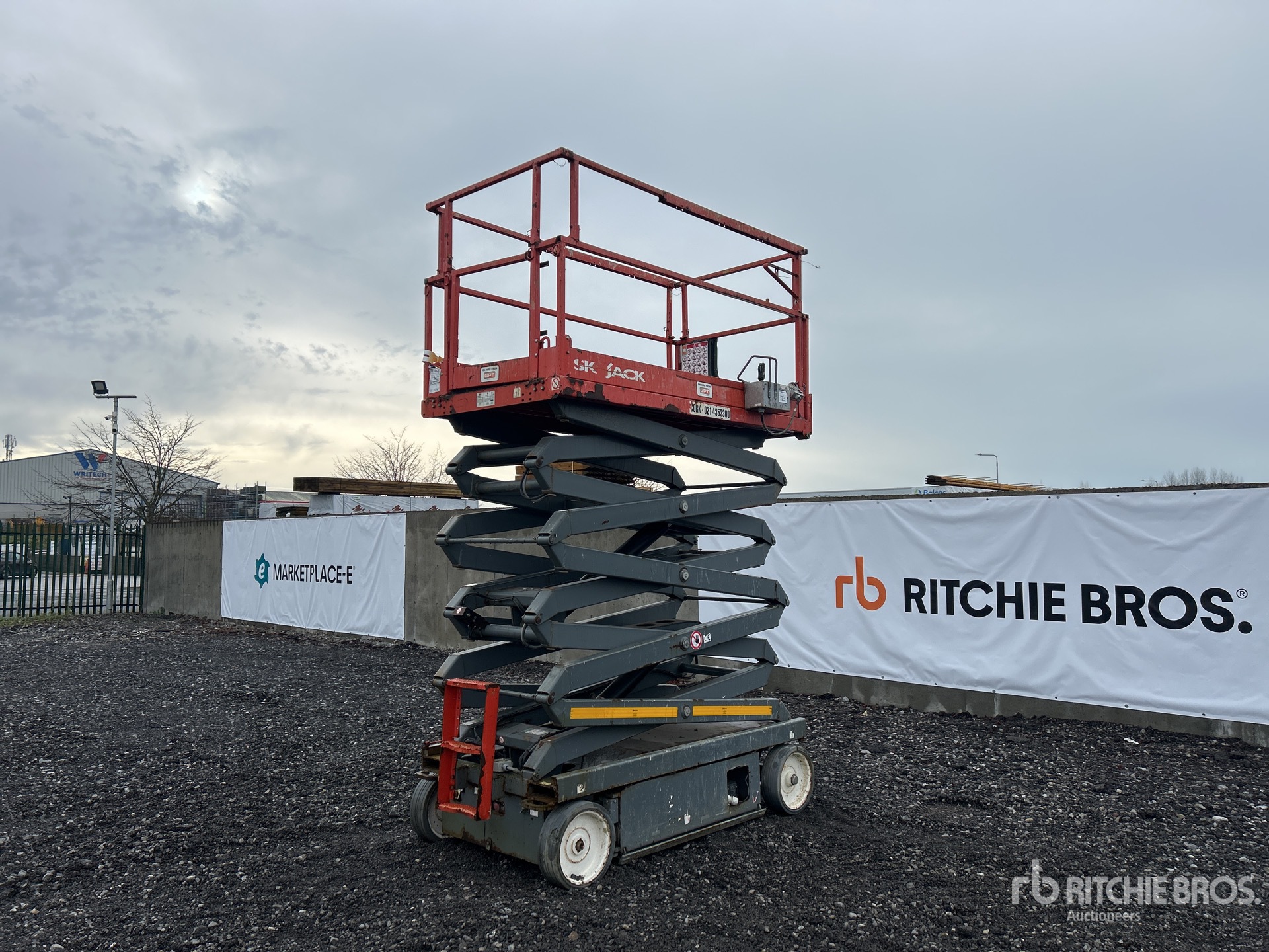 General Appearance with Featured Photo