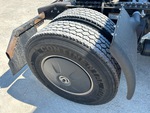 4 Underbody - Truck with 