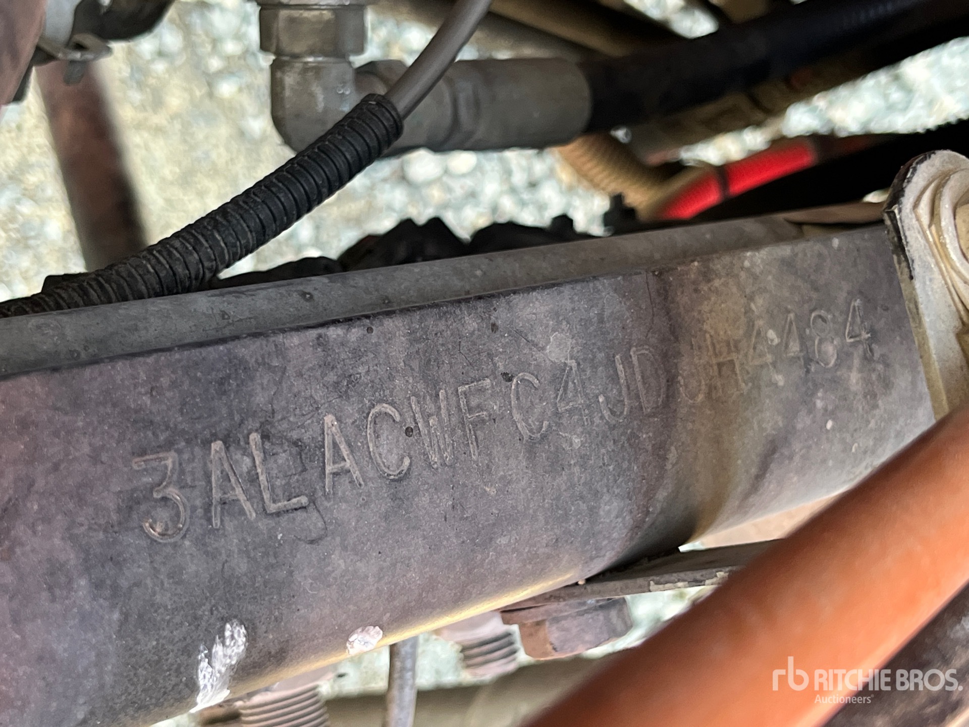 General Appearance with Seriennummer / FIN