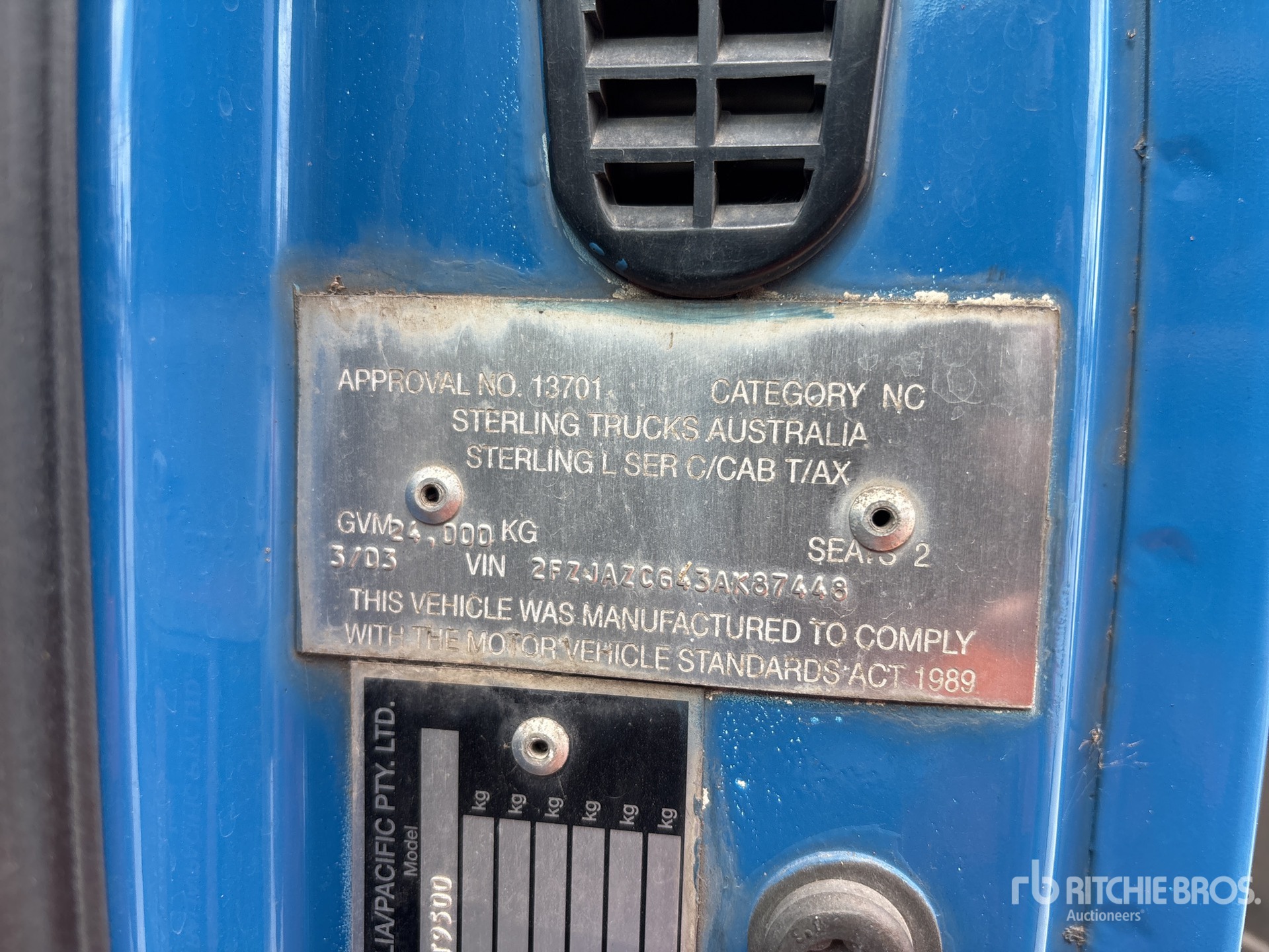 General Appearance with Serial Number / VIN