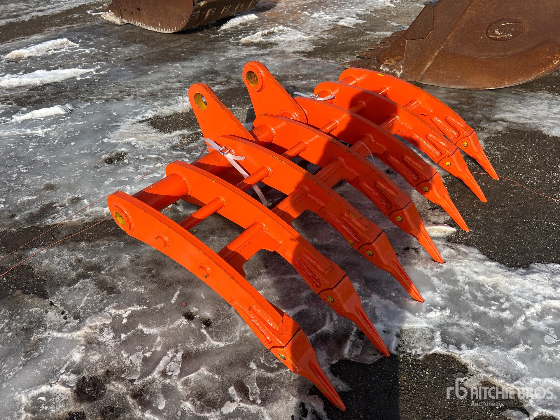 Aspect général with Image, coin arrière gauche