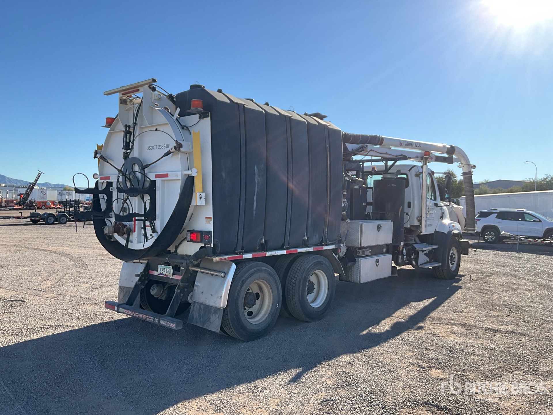 General Appearance with Picture, Right Rear Corner