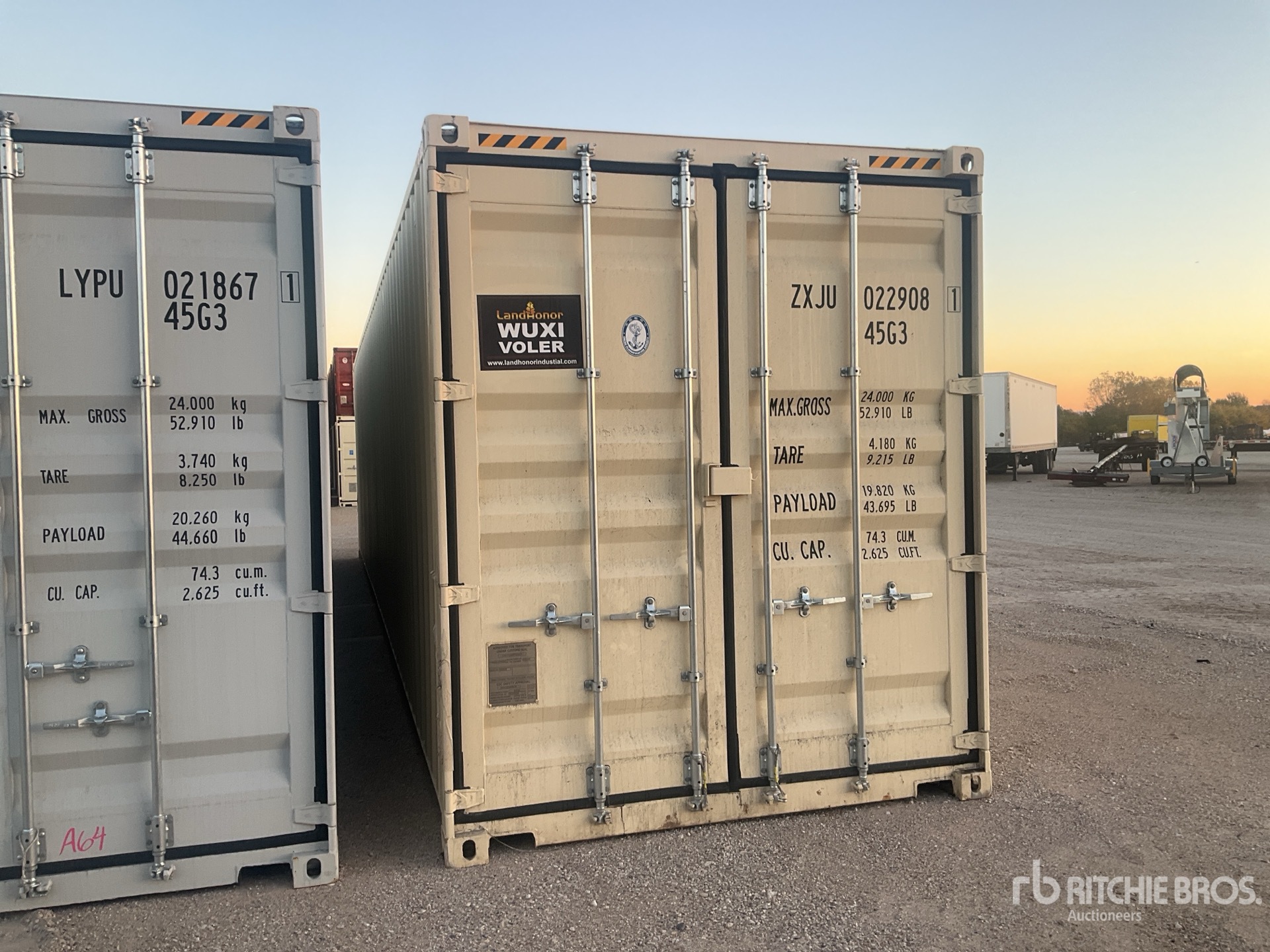 General Appearance with Picture, Right Front Corner