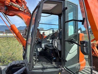 2015 Hitachi ZX75UR-5B Tracked Excavator | Ritchie Bros. Auctioneers