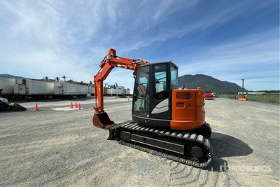 2015 Hitachi ZX75UR-5B Tracked Excavator | Ritchie Bros. Auctioneers