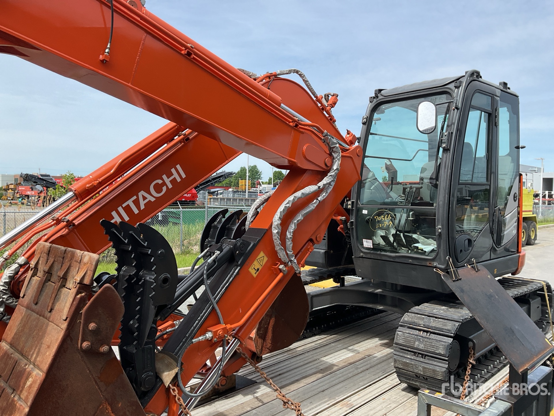 Photo of a 2015 Hitachi ZX75US-5B