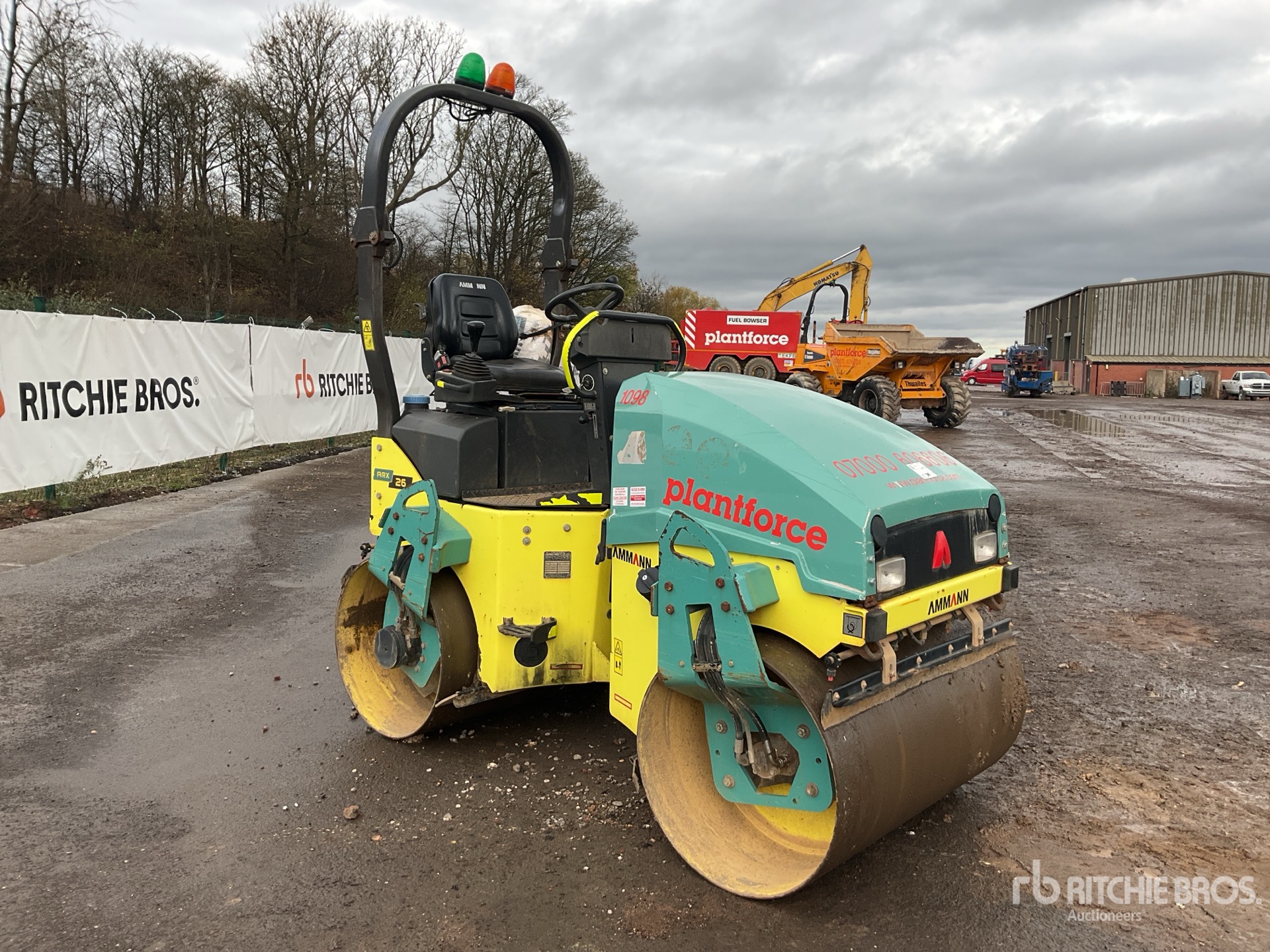 General Appearance with Picture, Right Front Corner