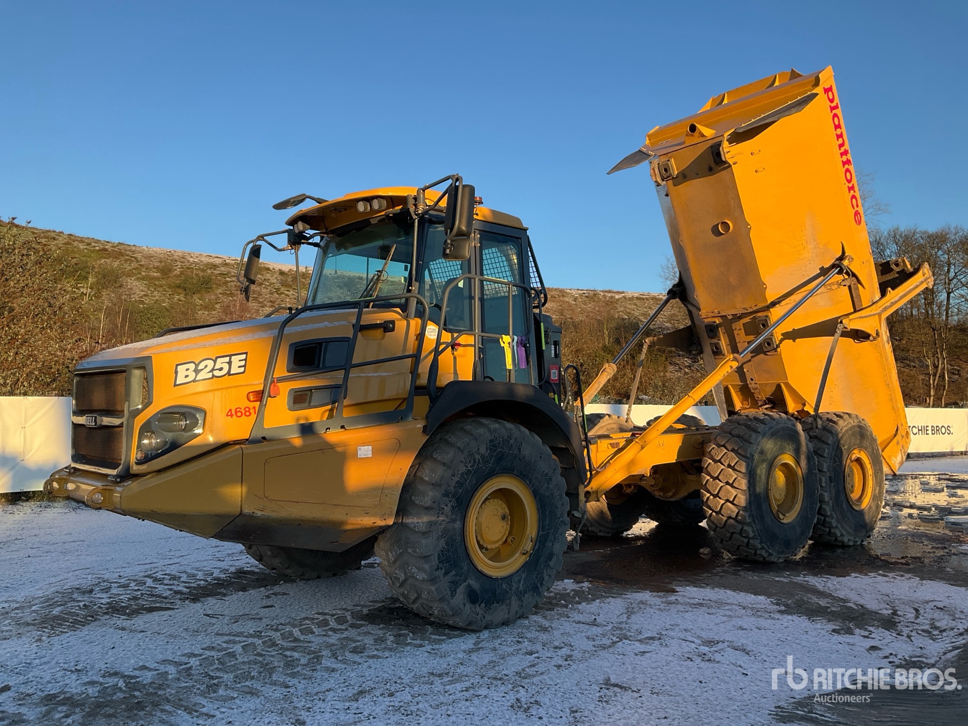 General Appearance with Featured Photo