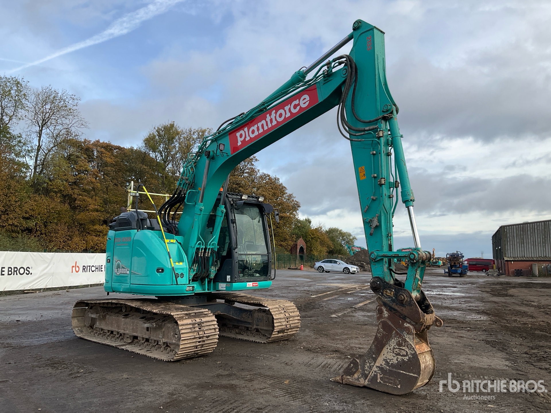 General Appearance with Bild, Ecke vorne rechts