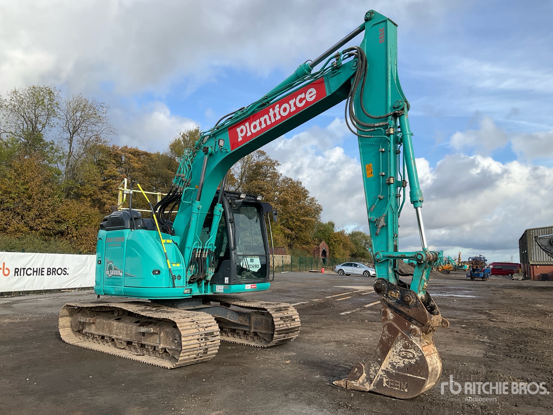 General Appearance with Bild, Ecke vorne rechts