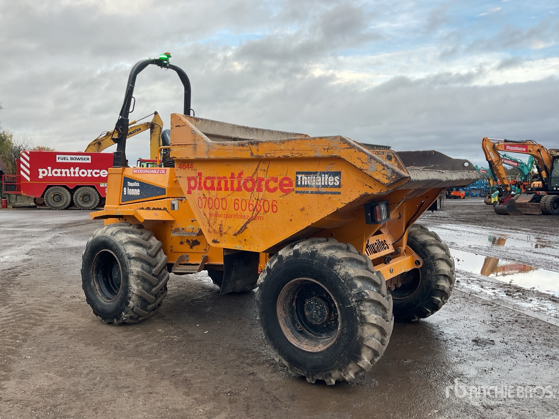 General Appearance with Image, coin avant droit