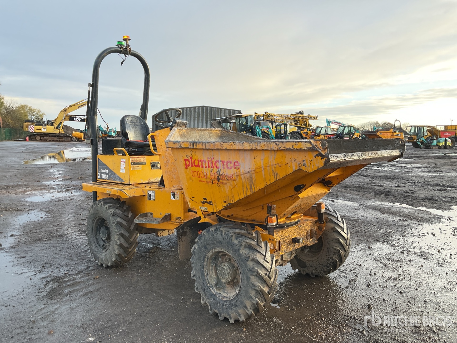 General Appearance with Imagen: esquina delantera derecha