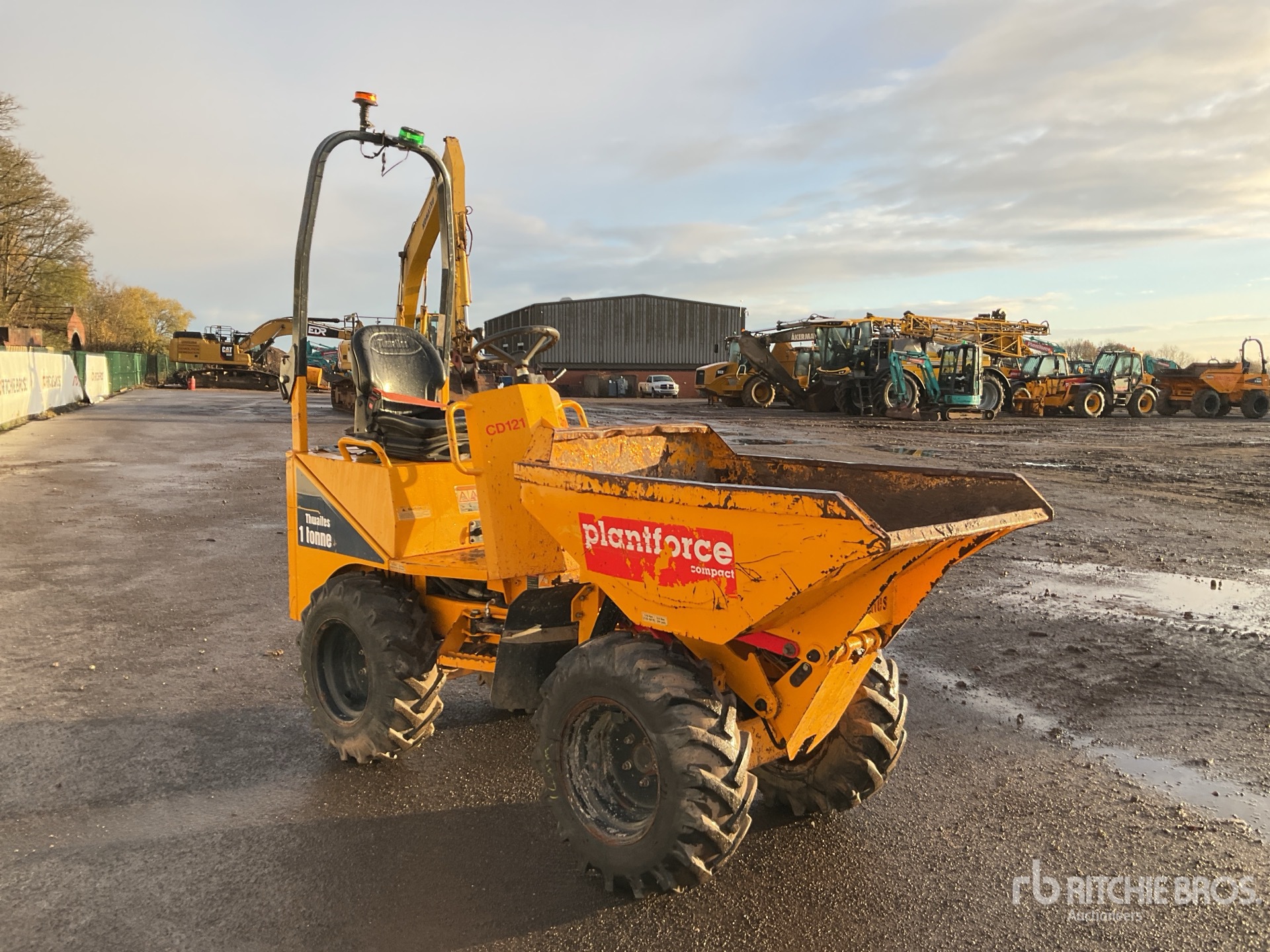 General Appearance with Picture, Right Front Corner