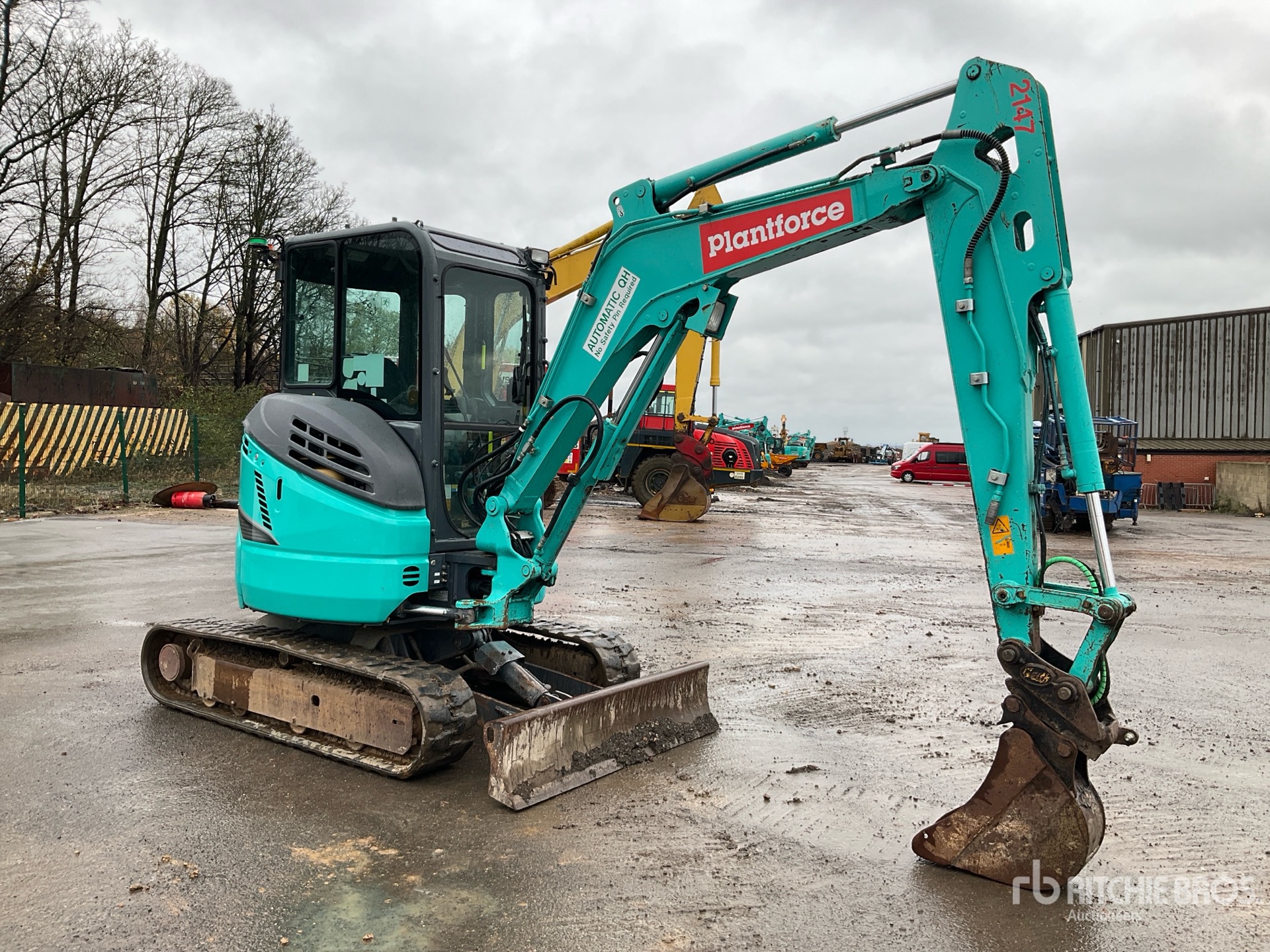 General Appearance with Picture, Right Front Corner