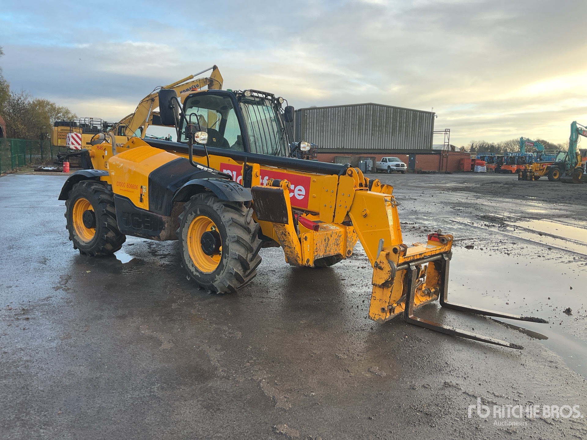 General Appearance with Picture, Right Front Corner