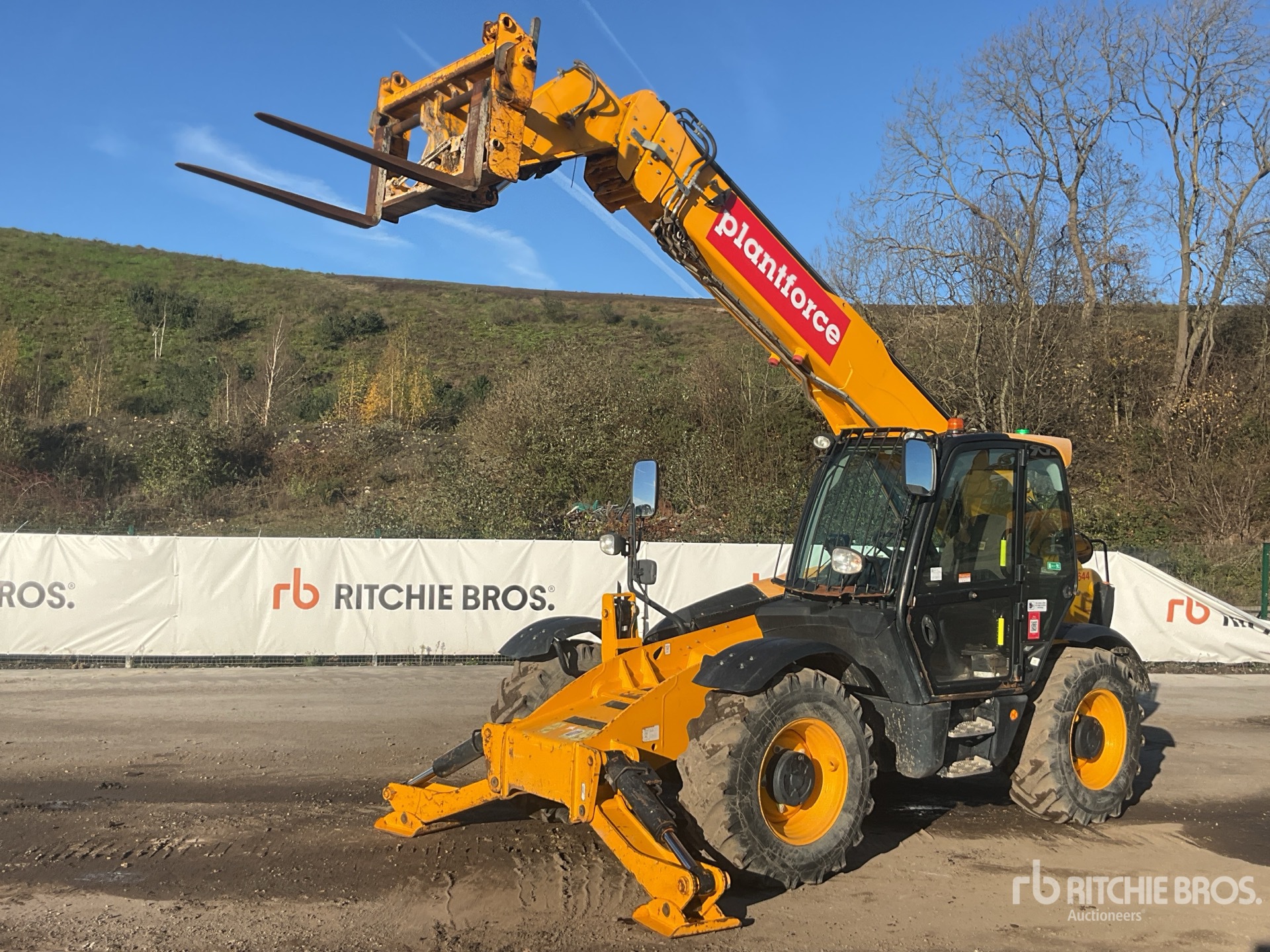 General Appearance with Featured Photo