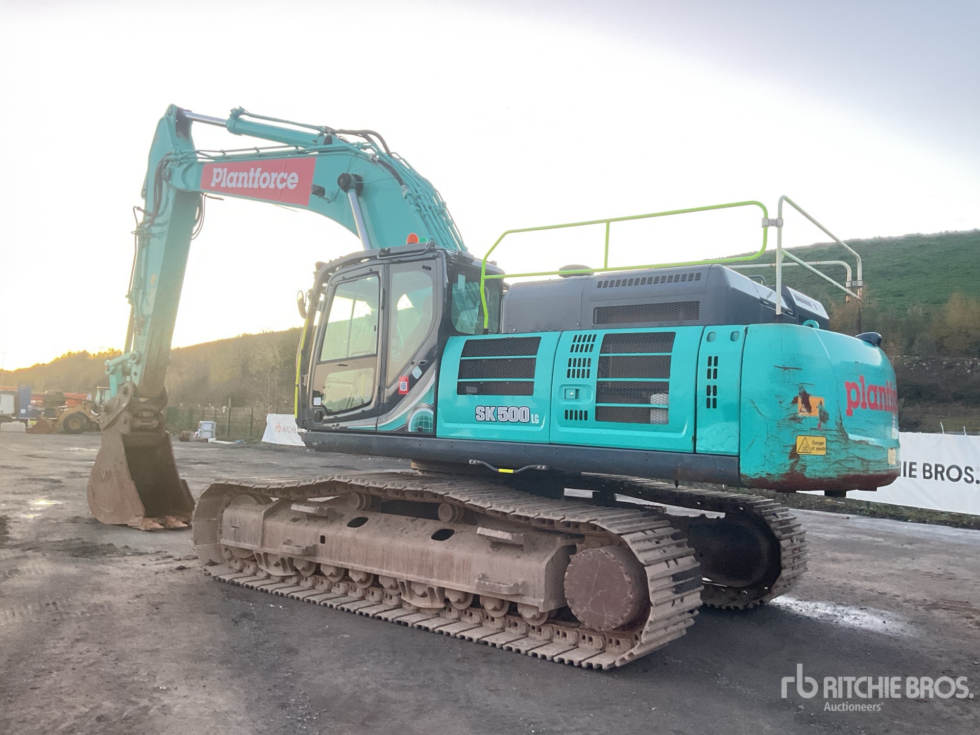 General Appearance with Imagen: esquina trasera izquierda