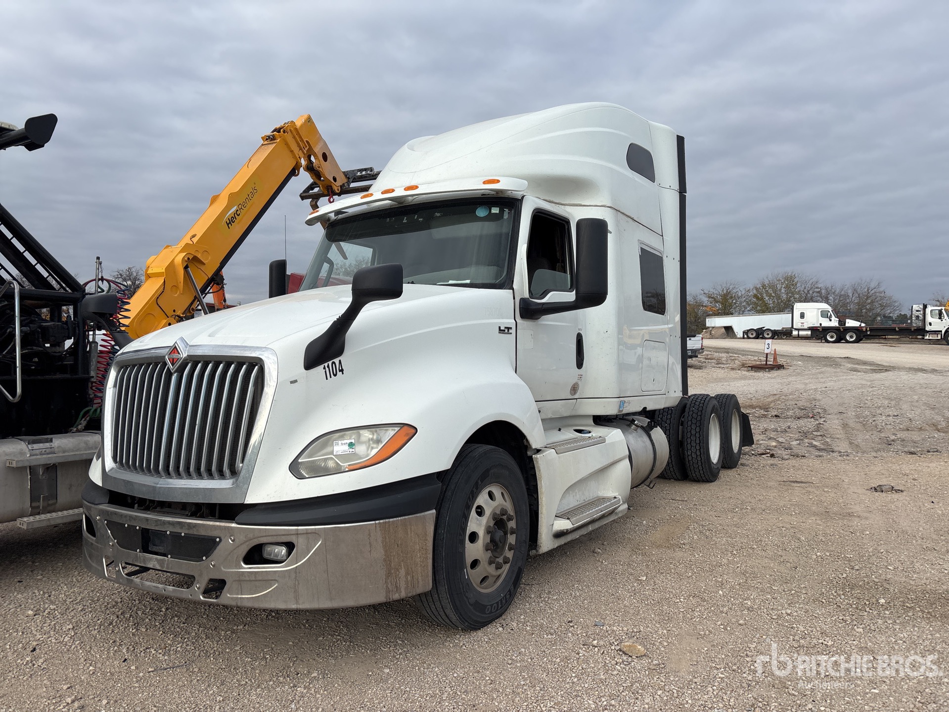 General Appearance with Picture, Left Front Corner