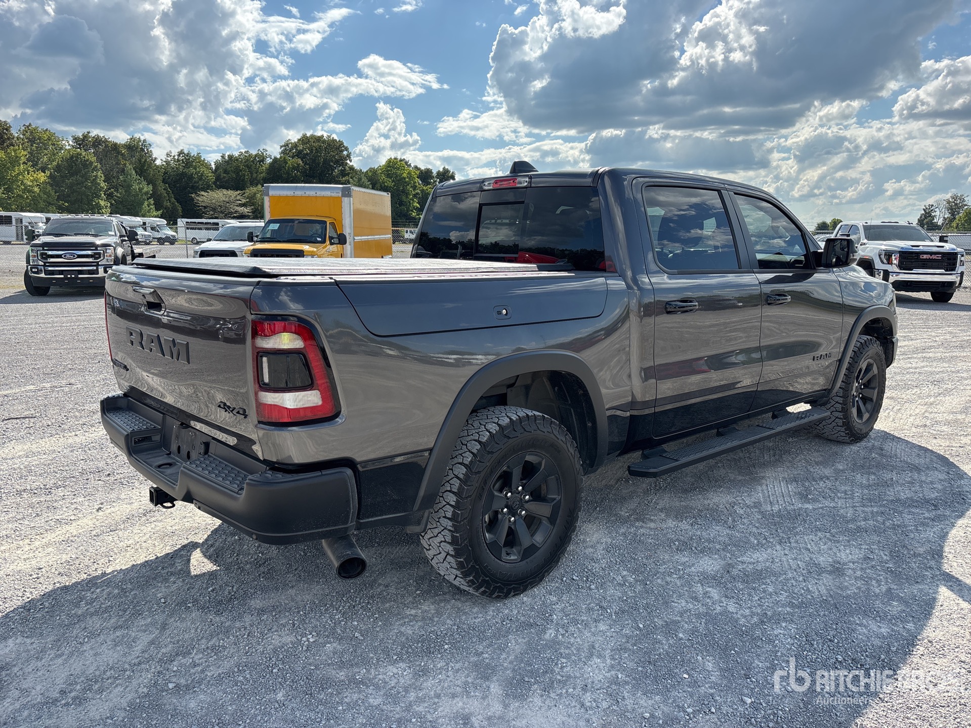 General Appearance with Picture, Right Rear Corner