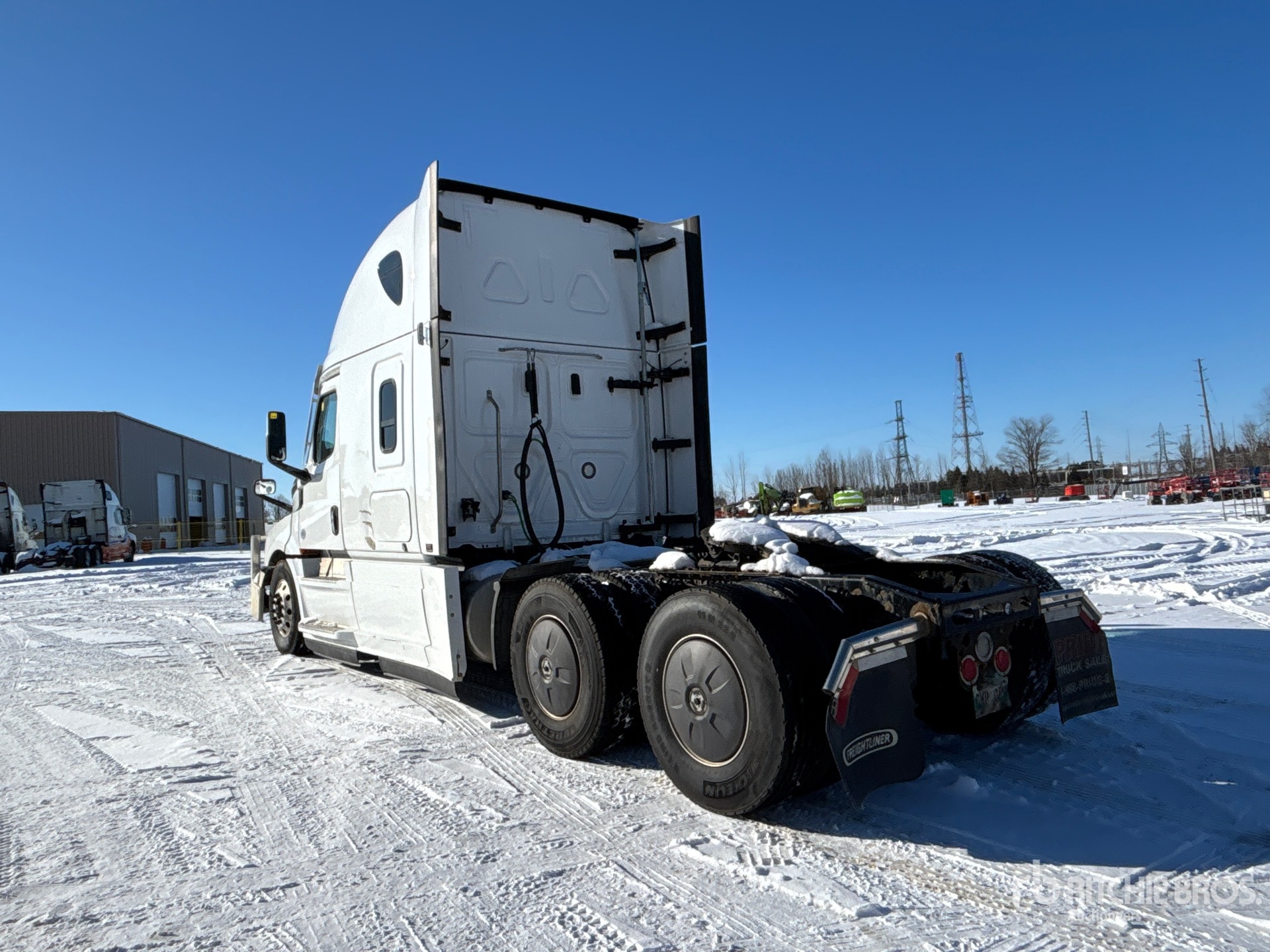 General Appearance with Bild, Ecke hinten links