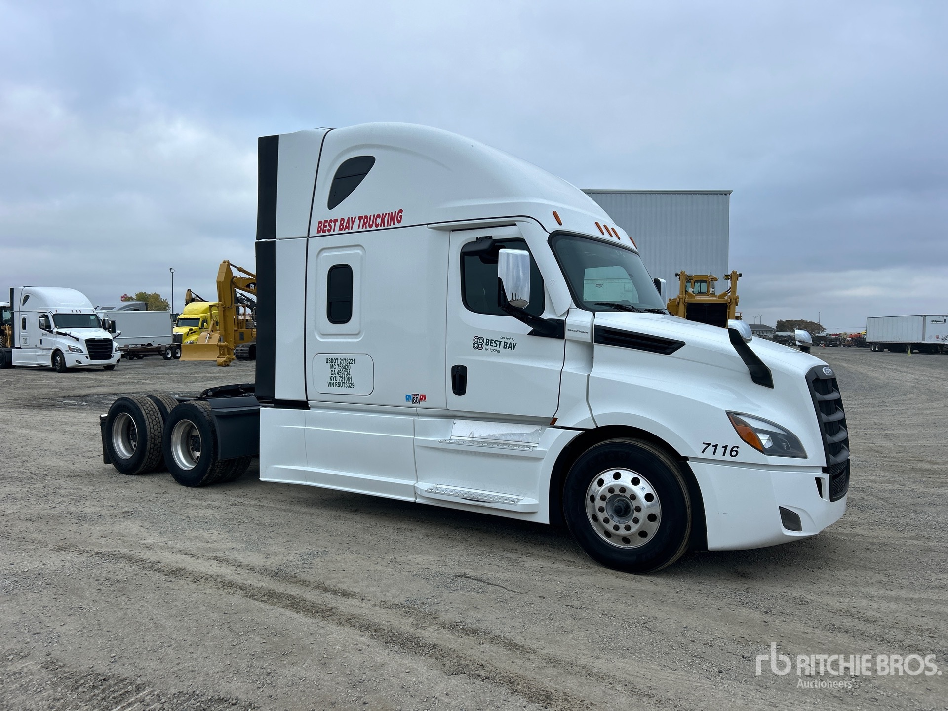 General Appearance with Imagen: esquina delantera derecha