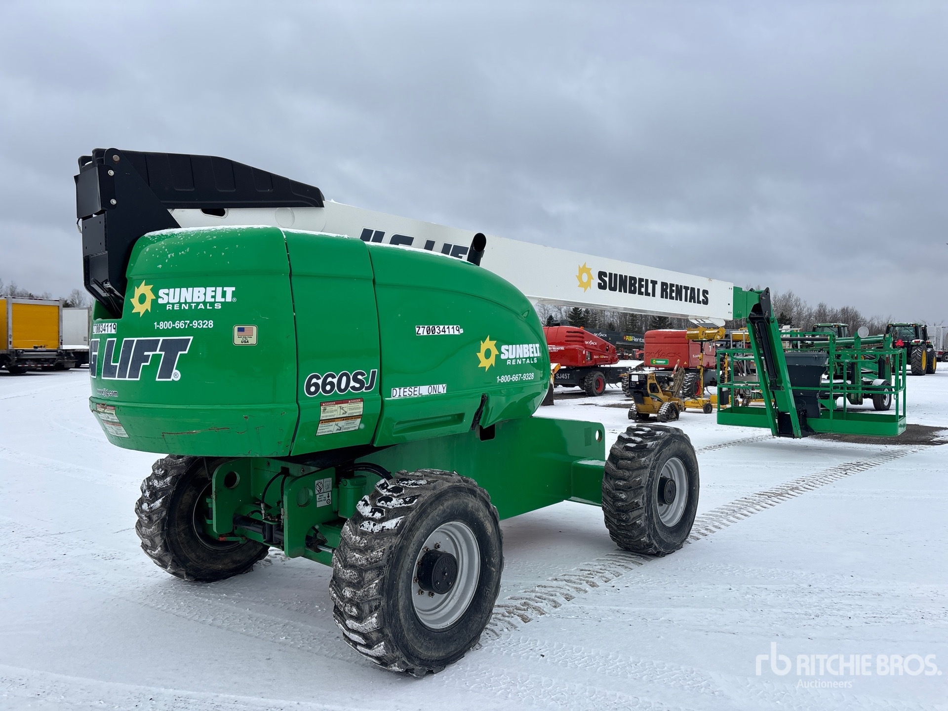 General Appearance with Picture, Right Rear Corner