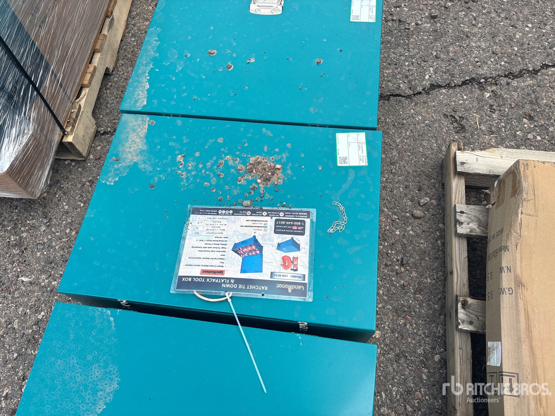 General Appearance with Picture, Left Rear Corner