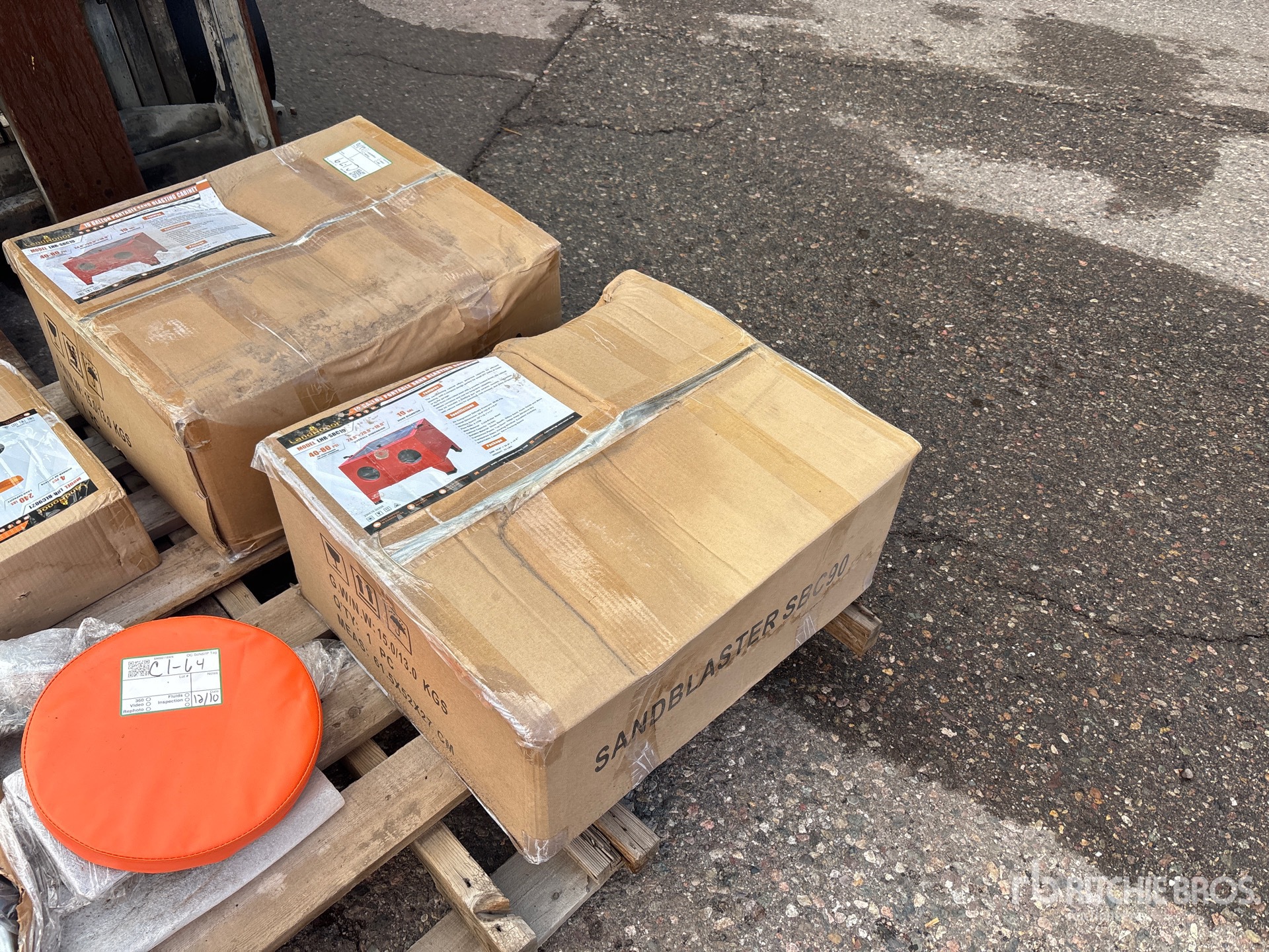 General Appearance with Picture, Left Front Corner