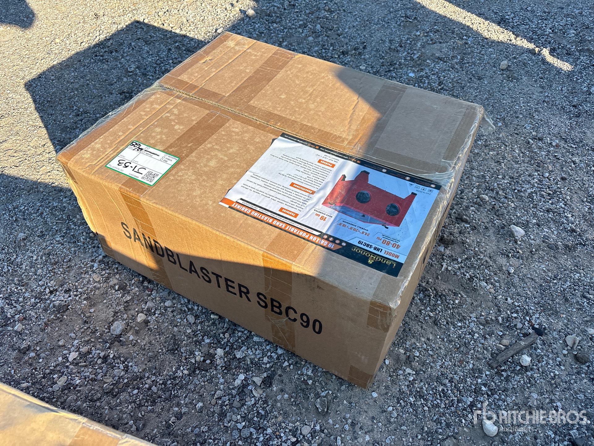 General Appearance with Picture, Right Rear Corner