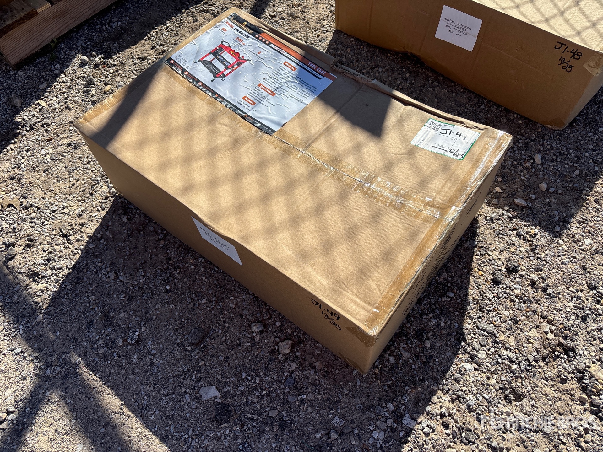 General Appearance with Picture, Left Front Corner