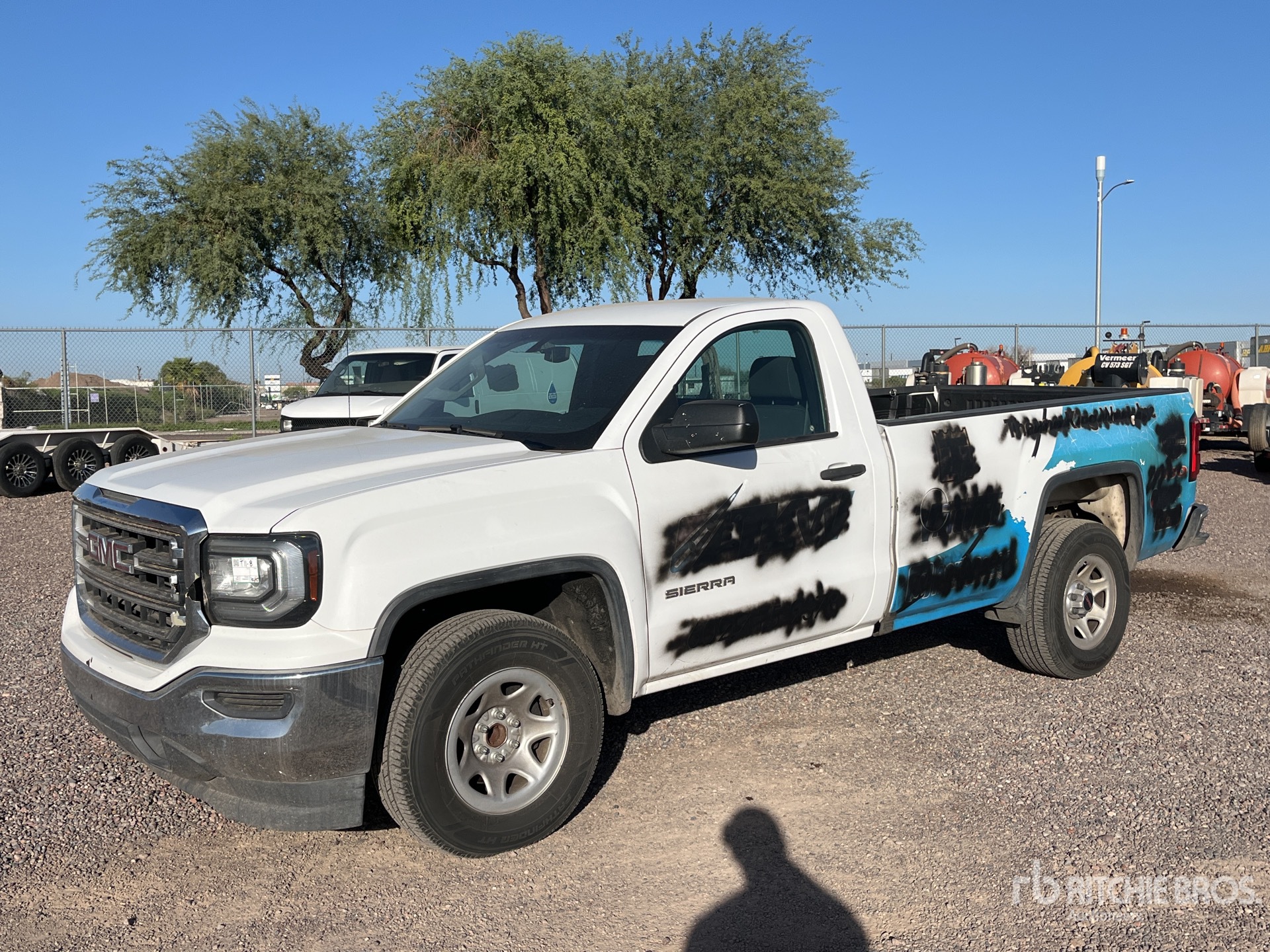 General Appearance with Featured Photo